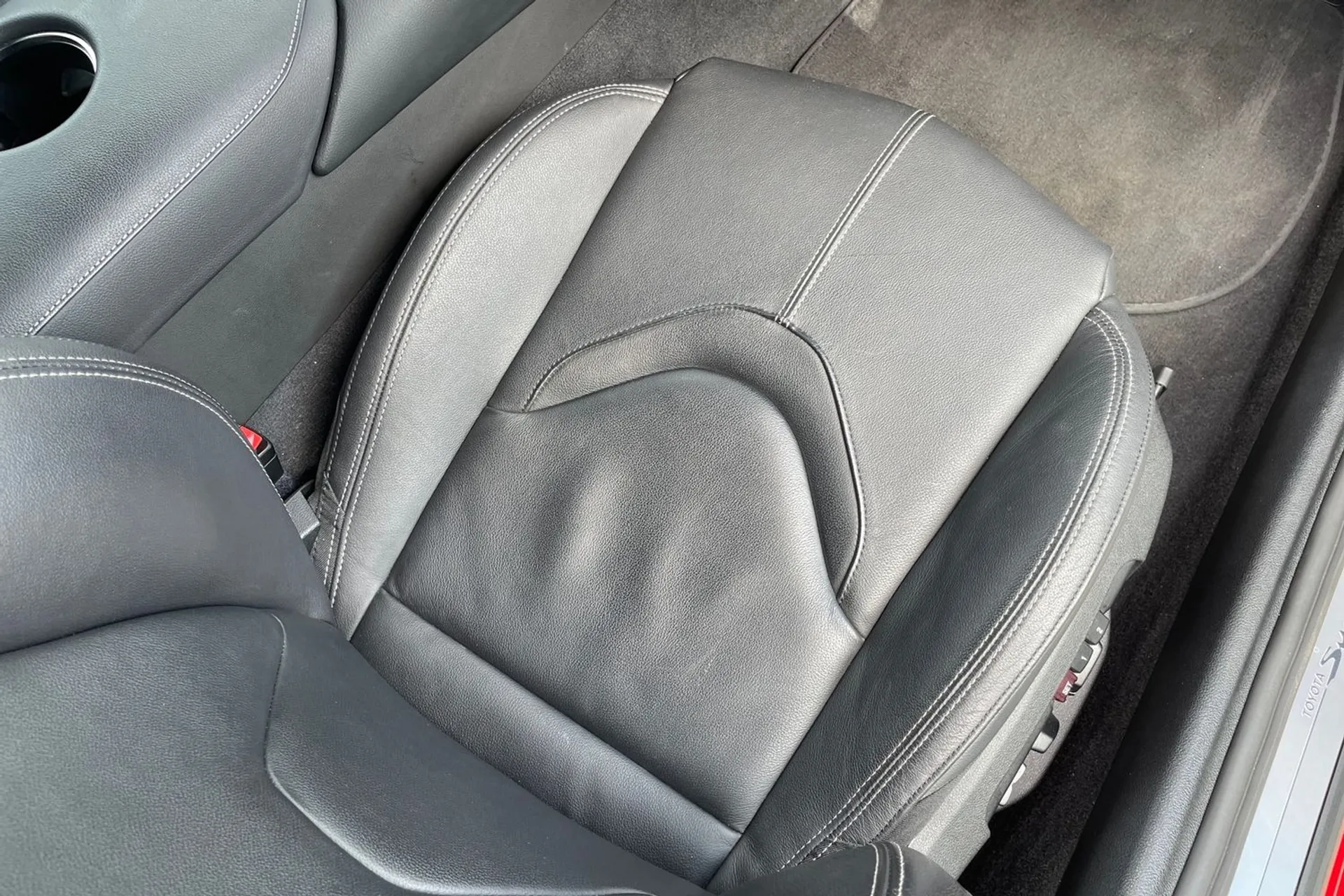 TOYOTA GR SUPRA thumbnail image number 35