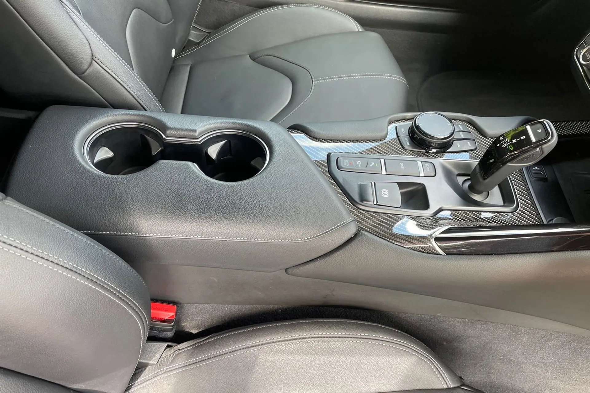 TOYOTA GR SUPRA thumbnail image number 43