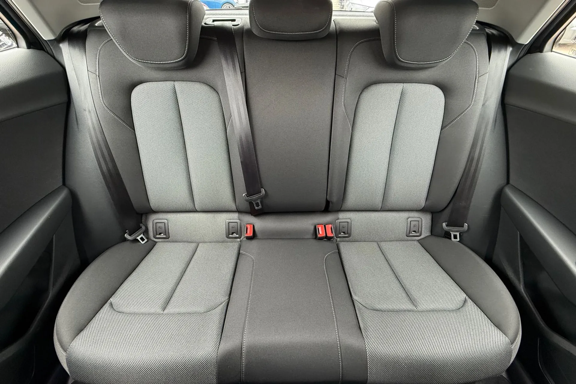 Audi Q2 thumbnail image number 7