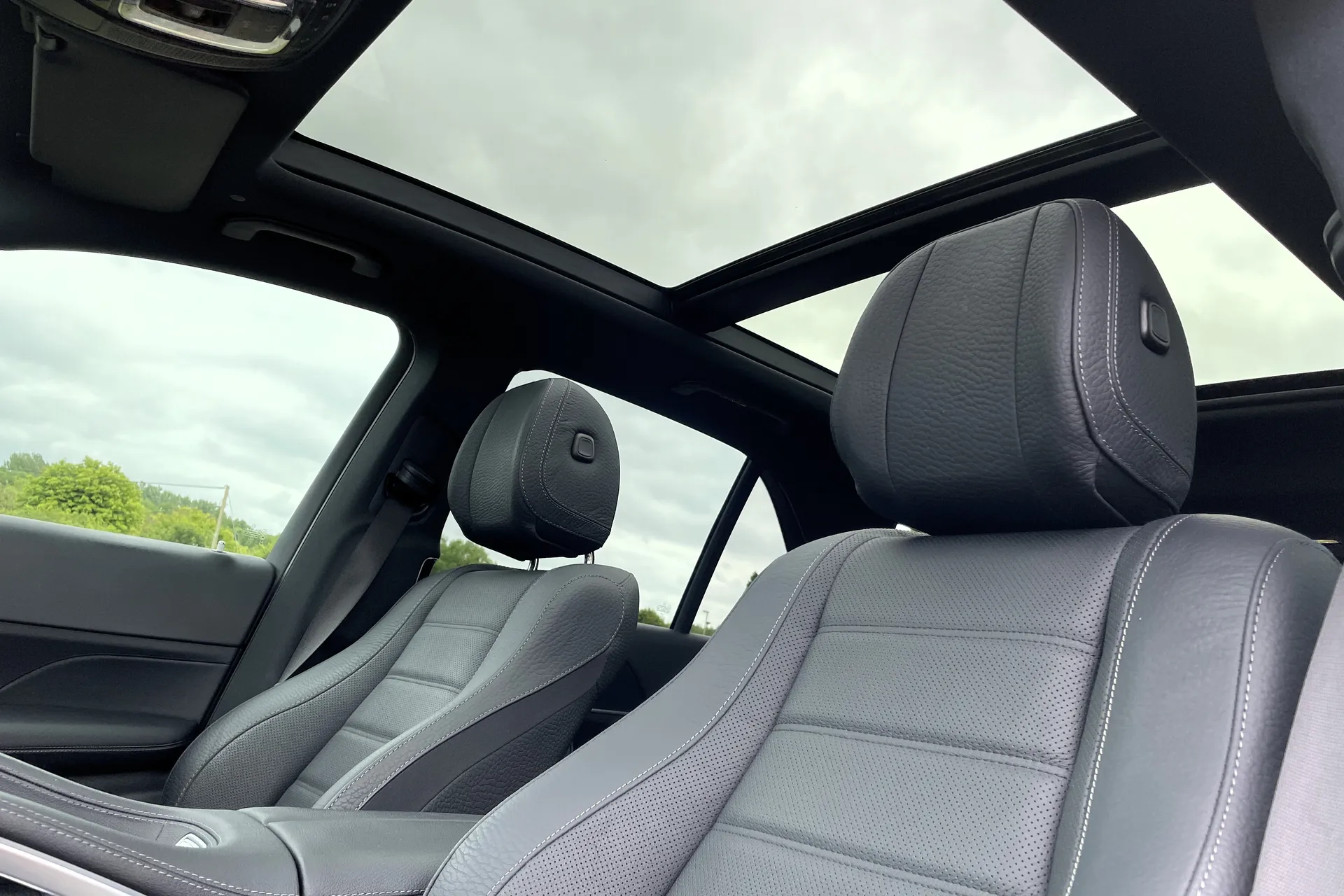 MERCEDES-BENZ GLE thumbnail image number 37