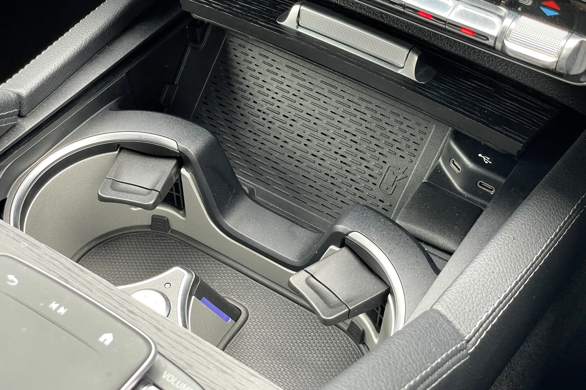 MERCEDES-BENZ GLE thumbnail image number 51