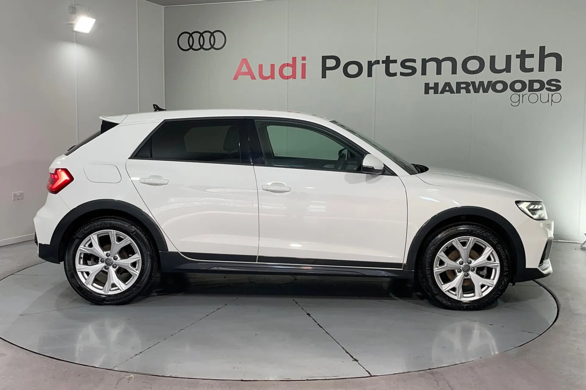 Audi A1 thumbnail image number 2
