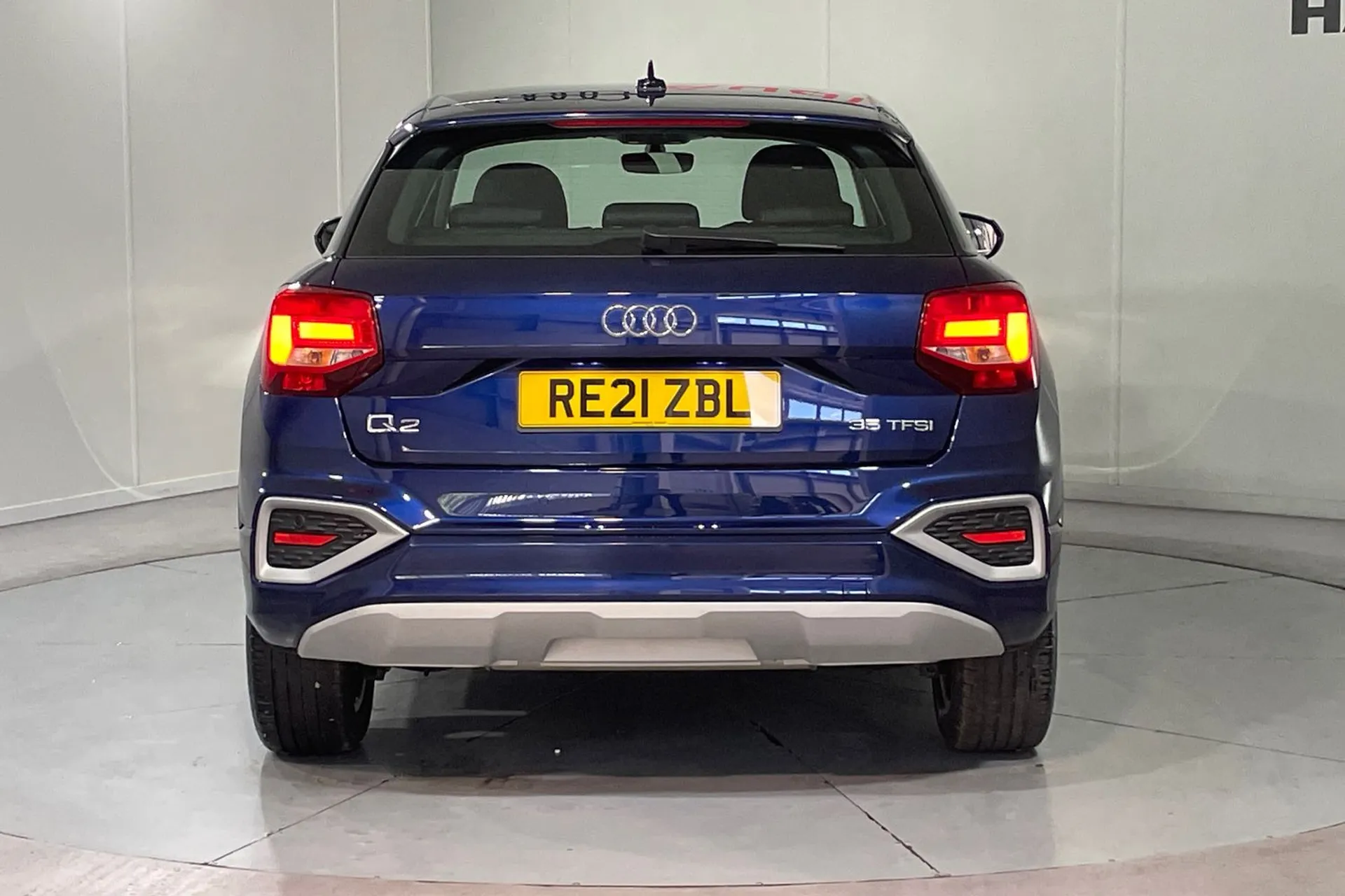 Audi Q2 thumbnail image number 8