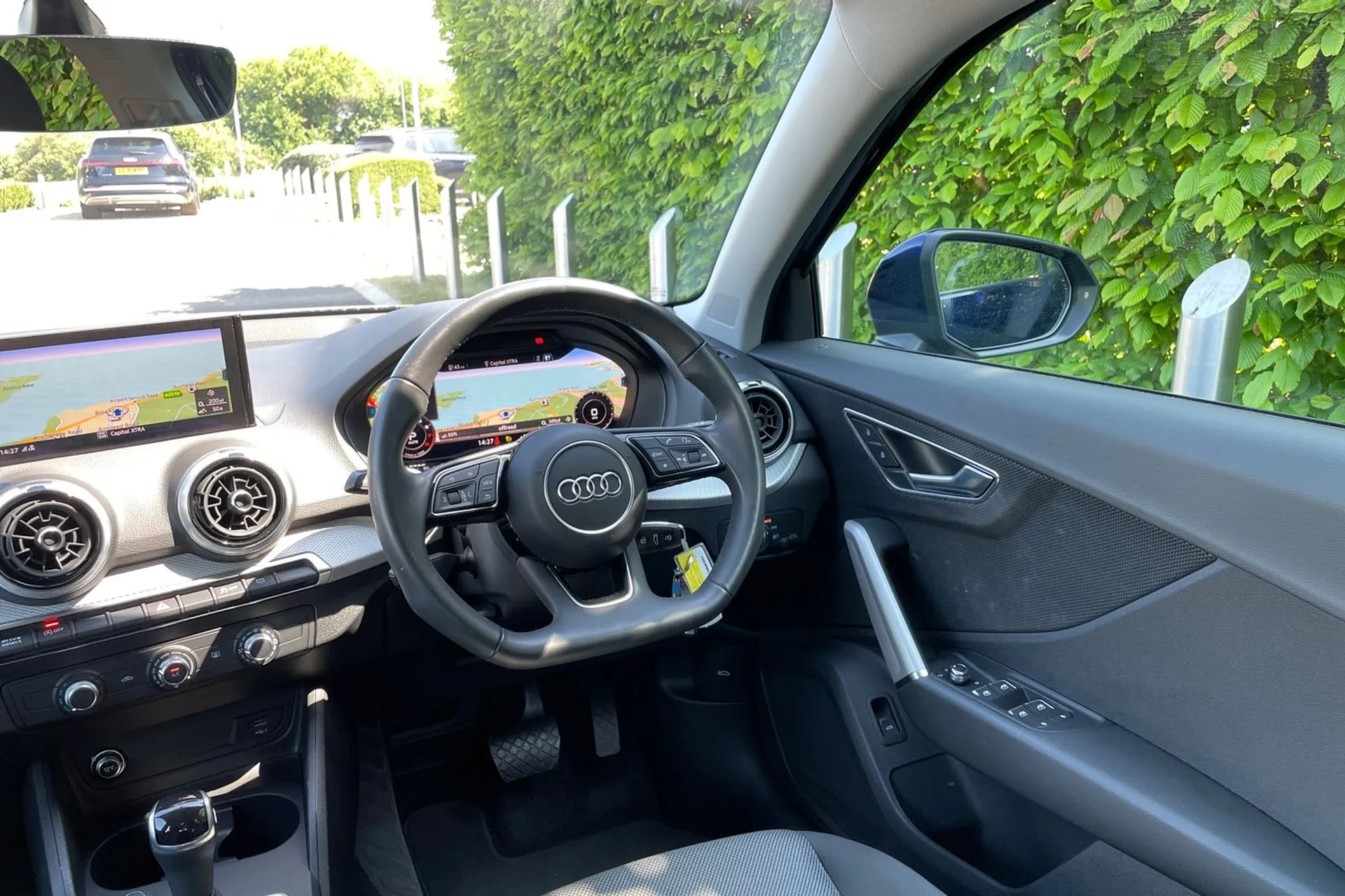 Audi Q2 thumbnail image number 35