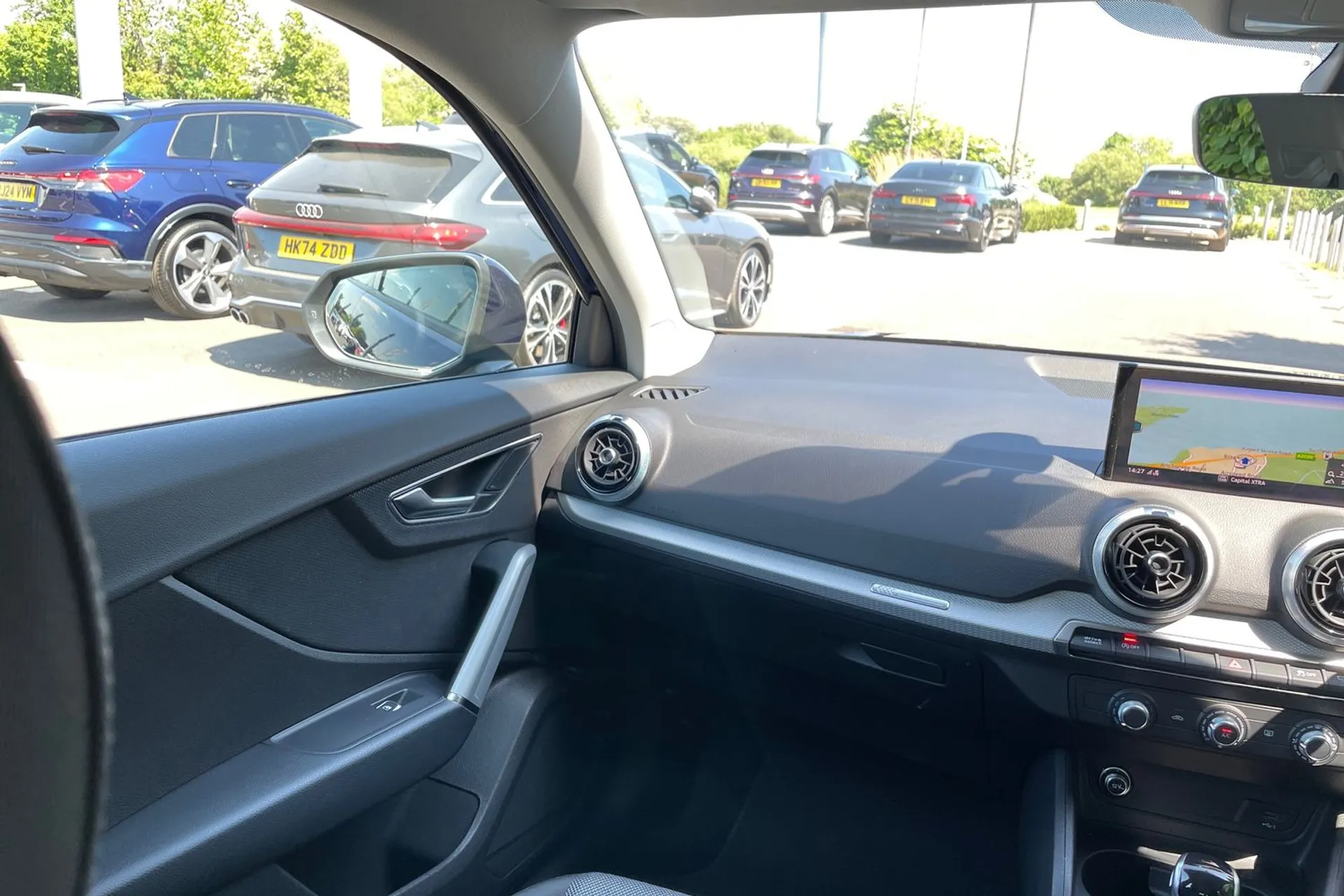 Audi Q2 thumbnail image number 34