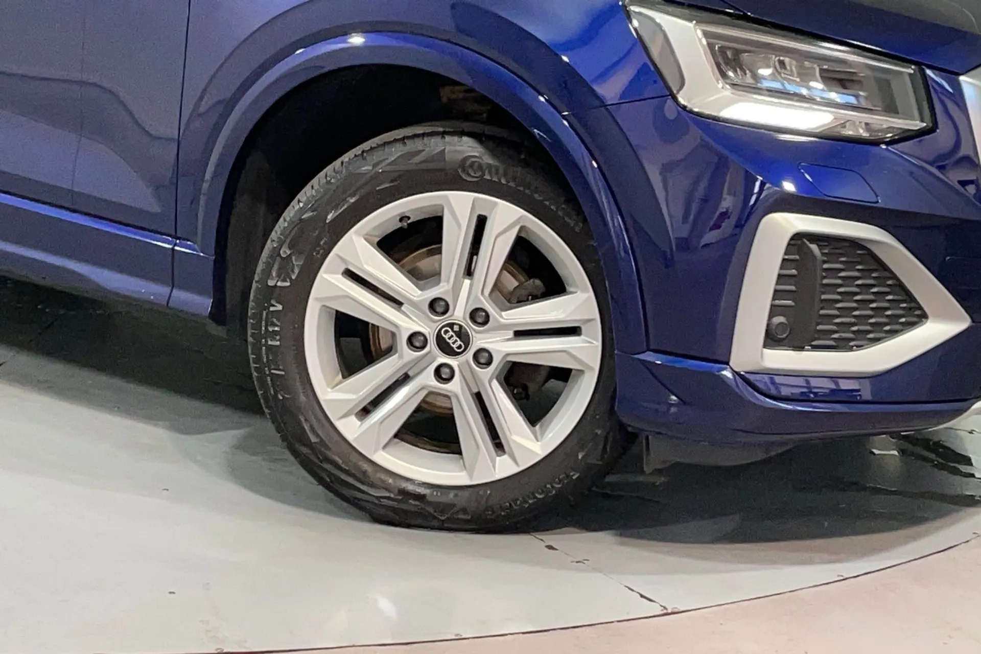 Audi Q2 thumbnail image number 9