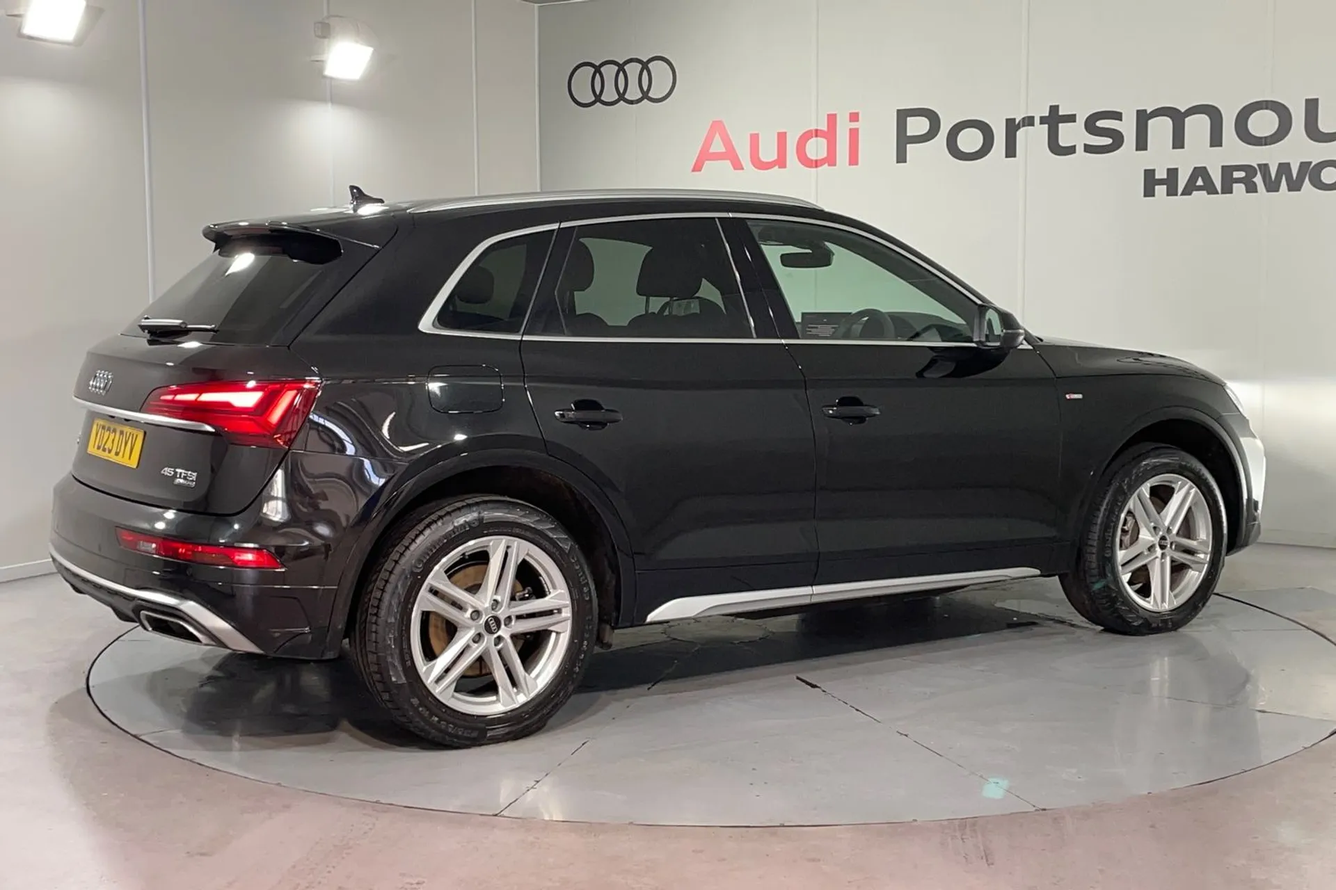 Audi Q5 thumbnail image number 50