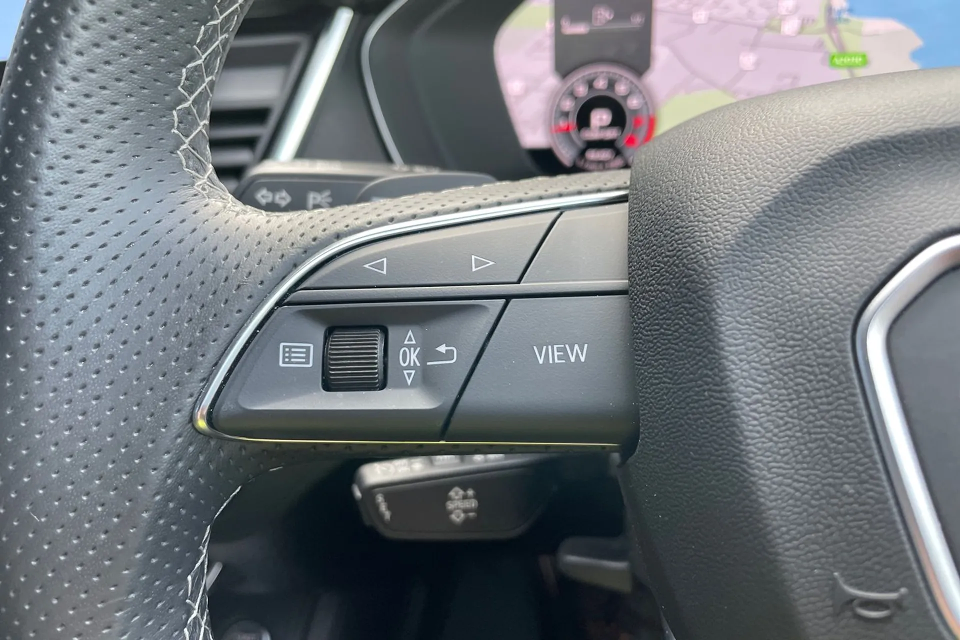 Audi Q5 thumbnail image number 46