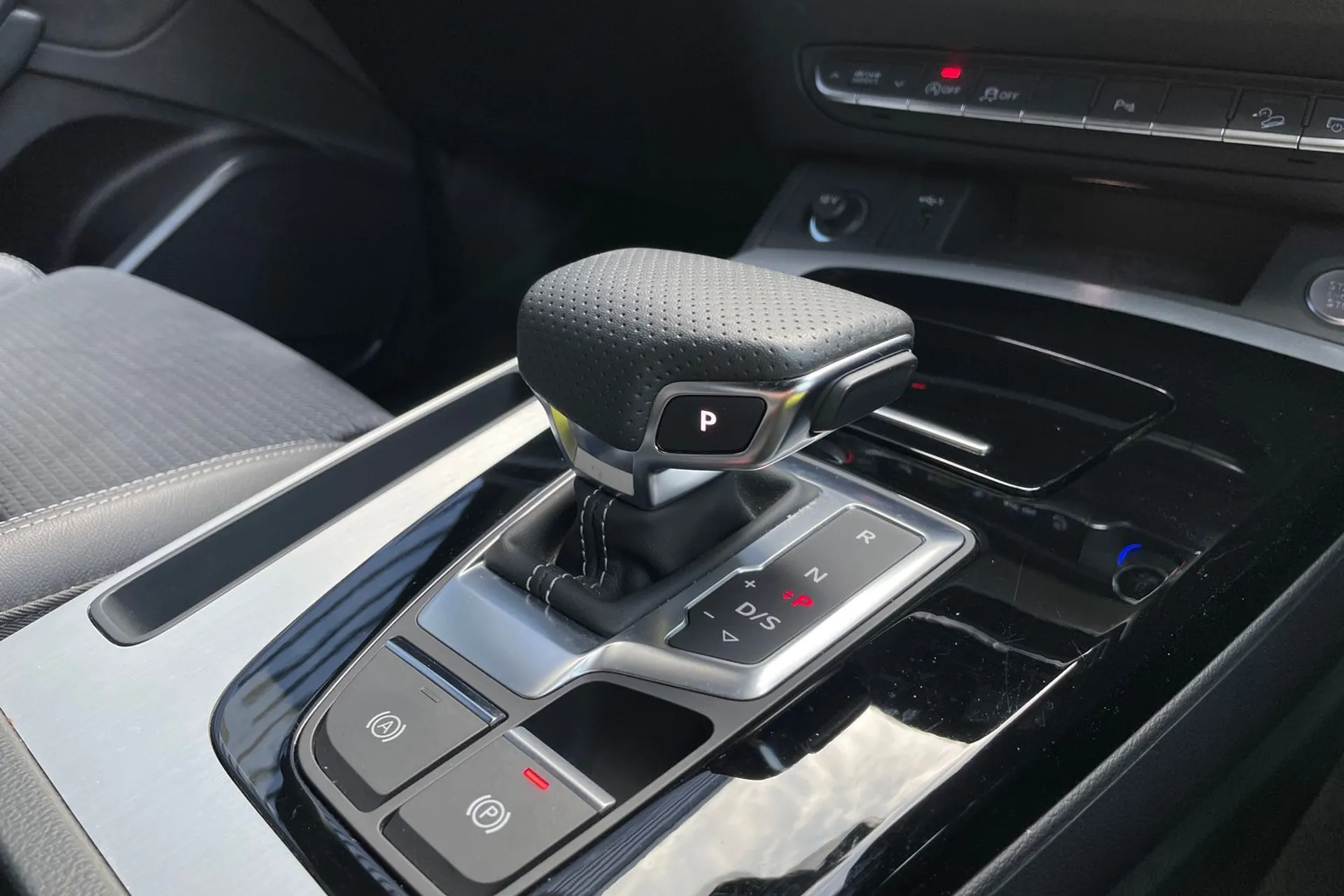 Audi Q5 thumbnail image number 59