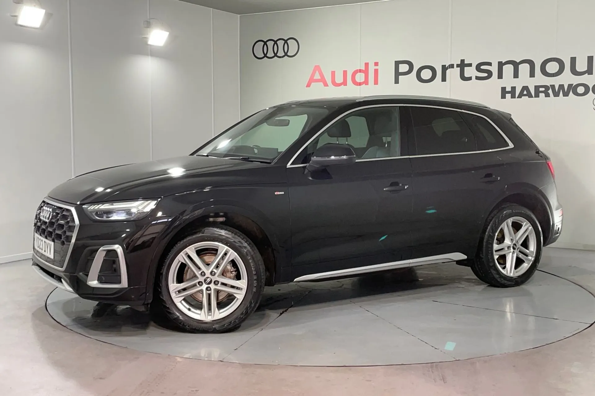 Audi Q5 thumbnail image number 41