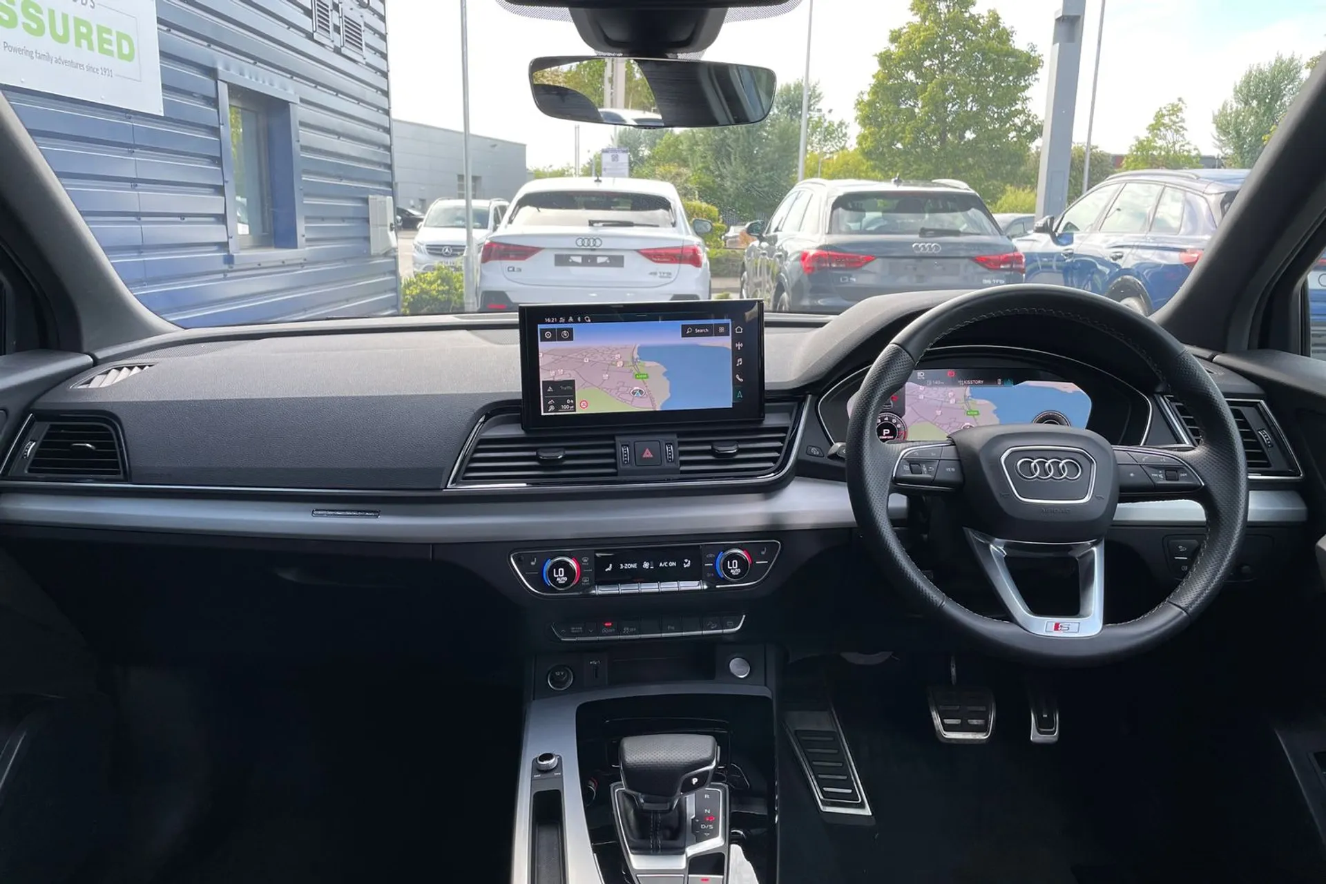 Audi Q5 thumbnail image number 3