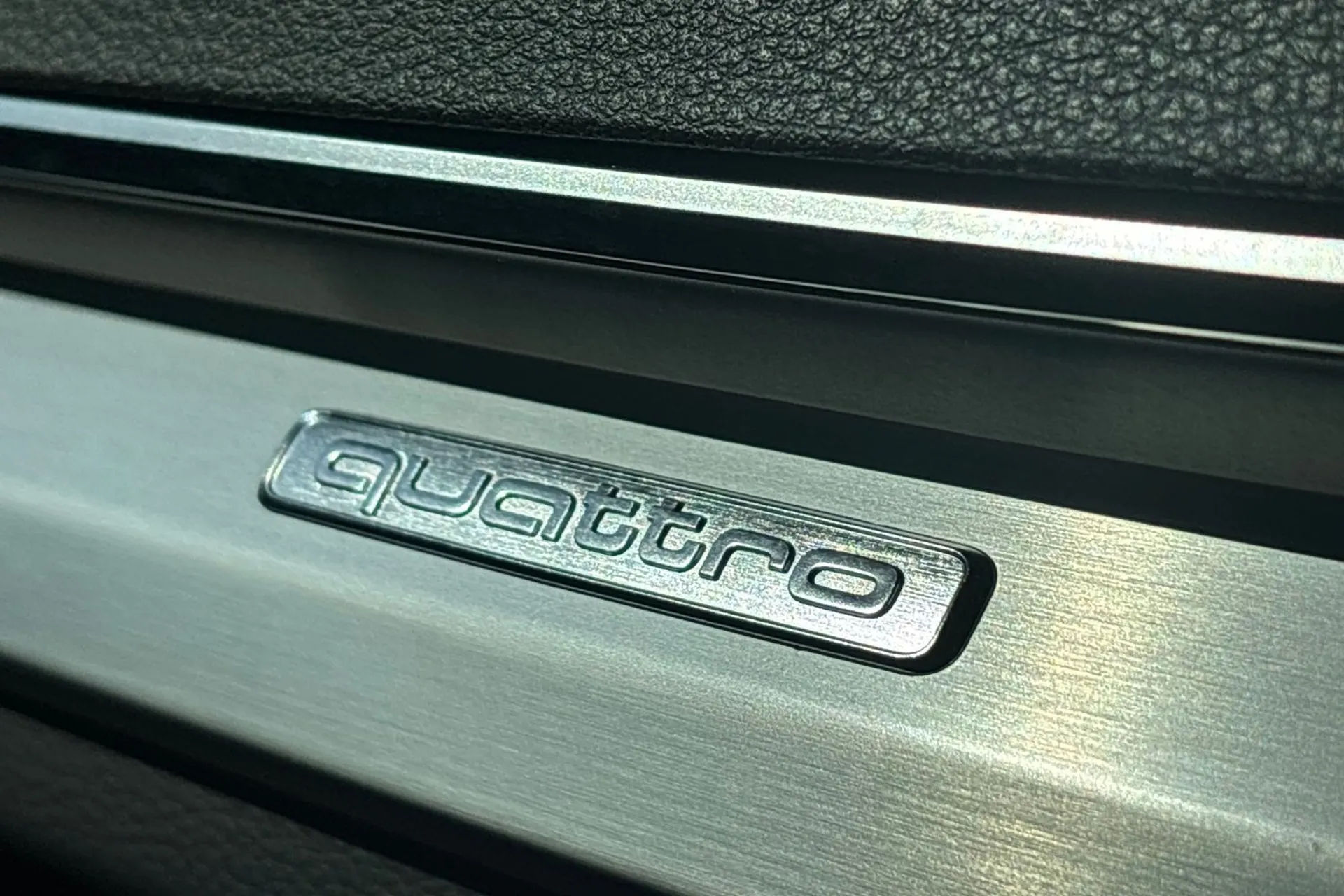 Audi Q5 thumbnail image number 46