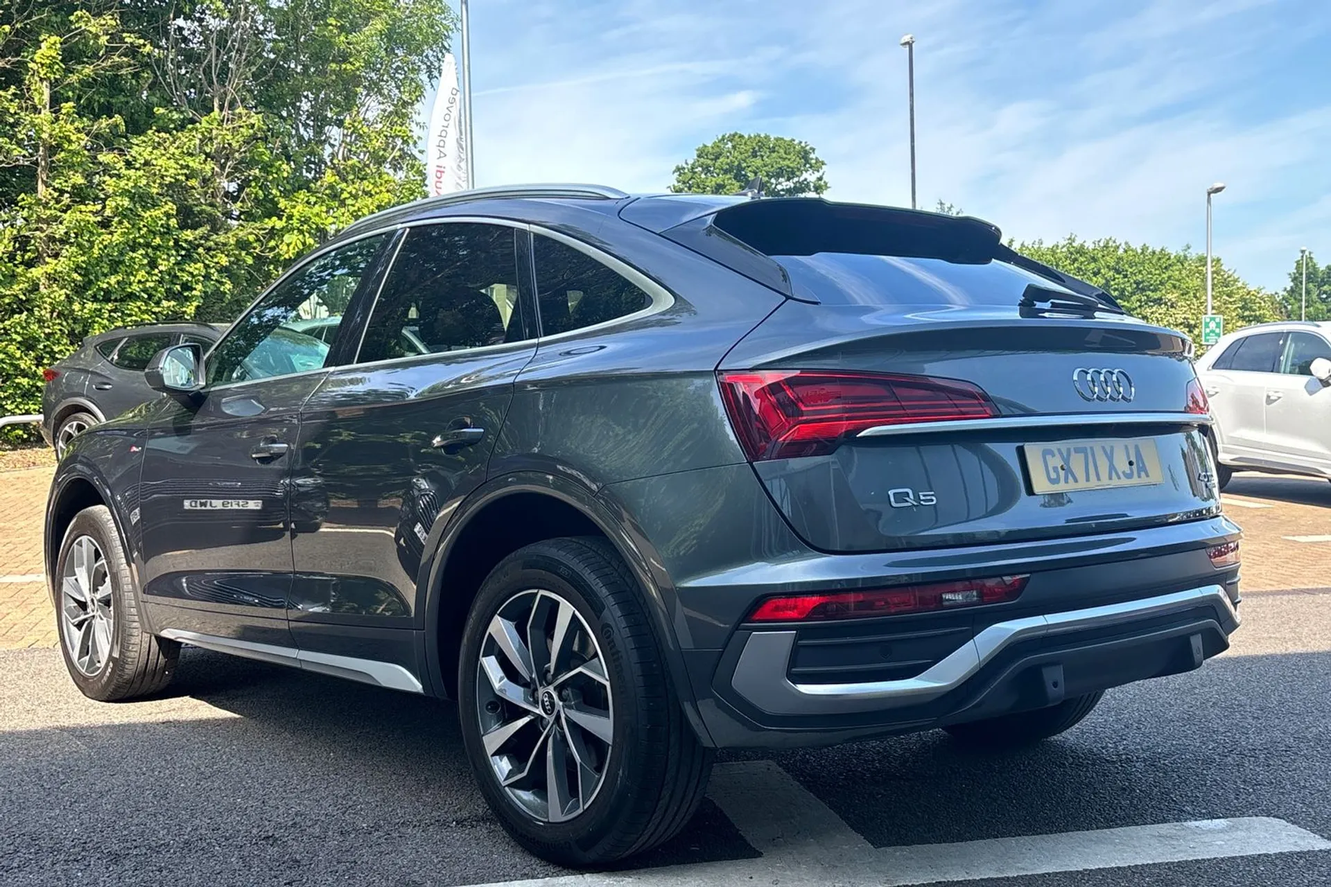 Audi Q5 thumbnail image number 9