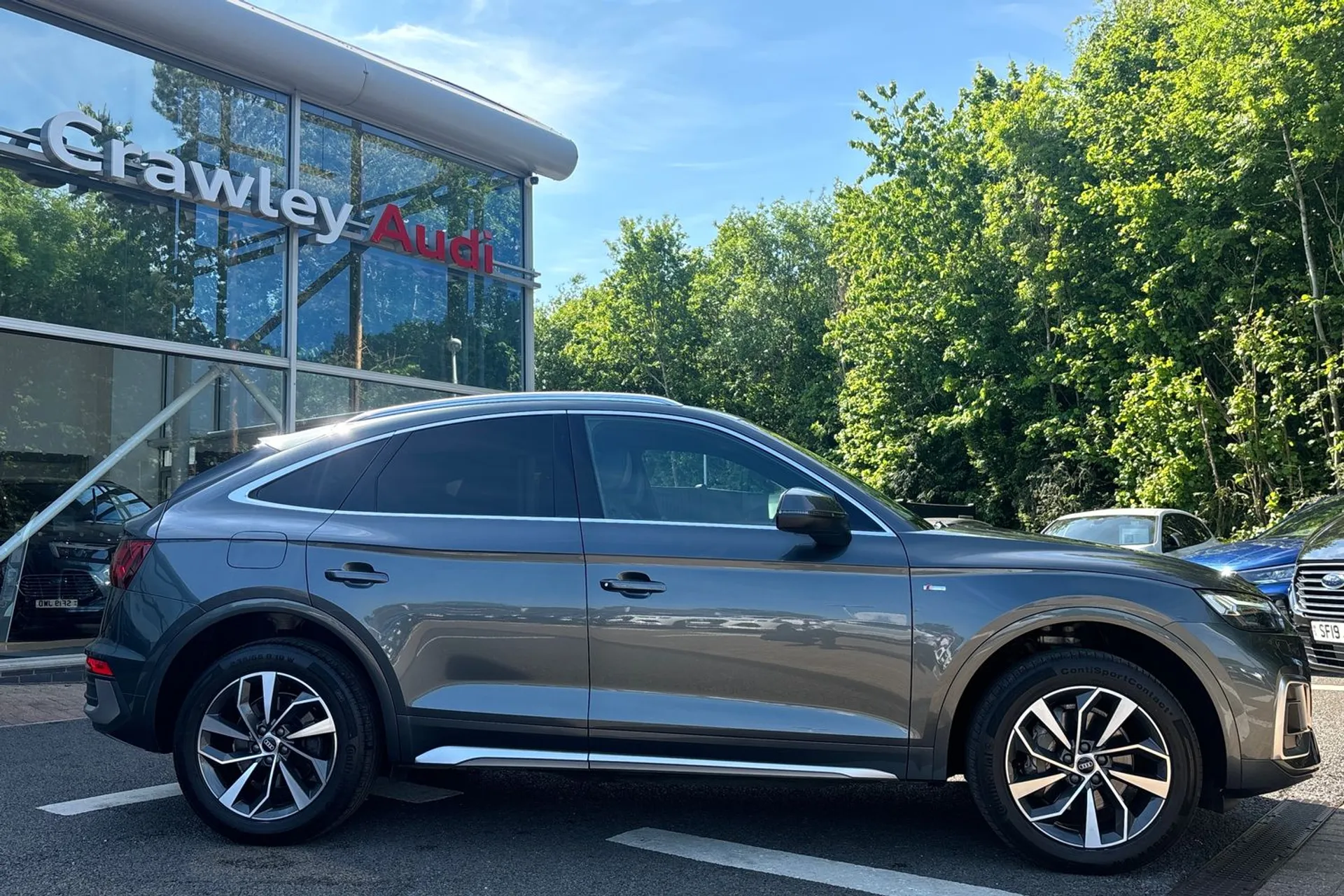 Audi Q5 thumbnail image number 2