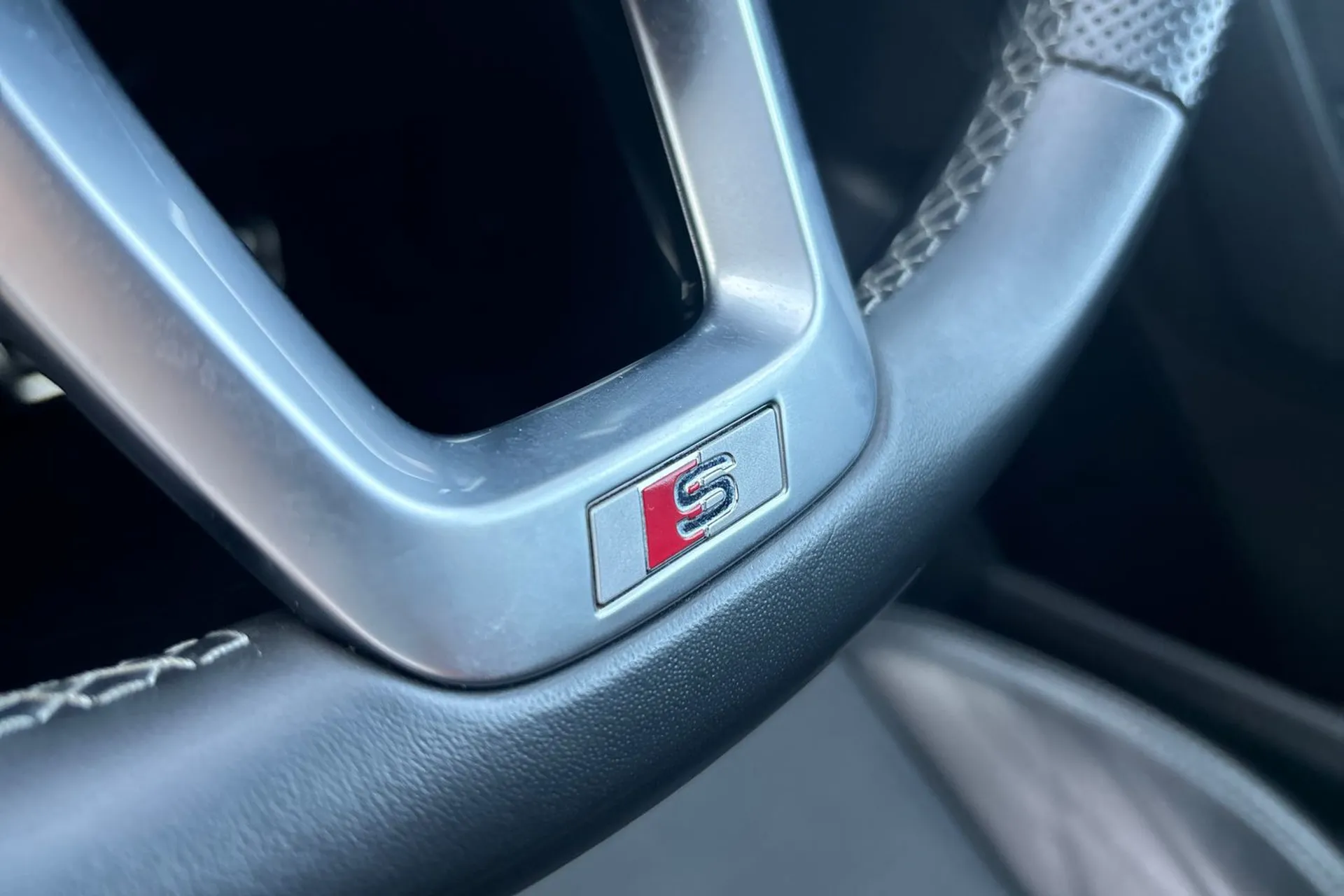 Audi Q5 thumbnail image number 48