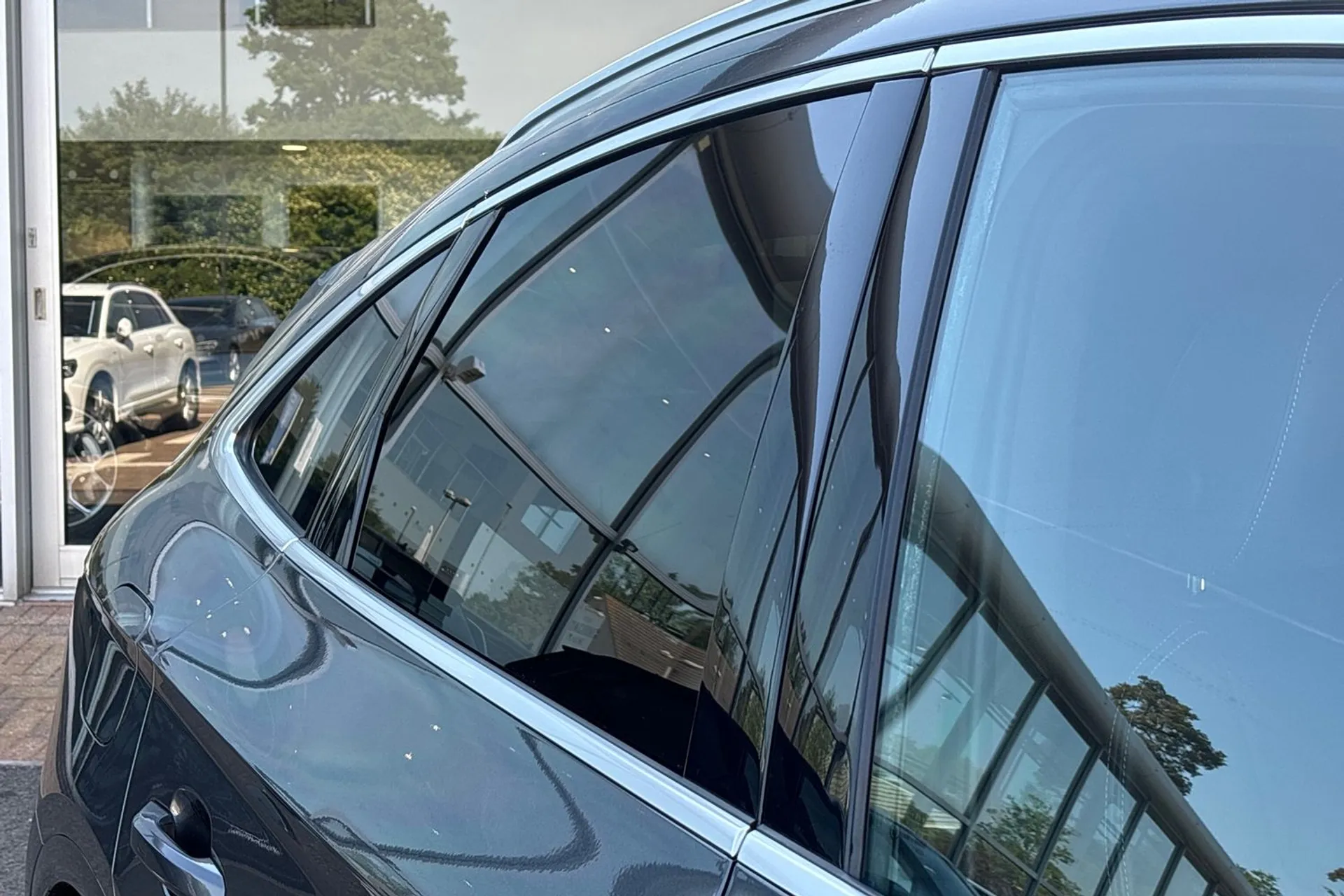Audi Q5 thumbnail image number 14