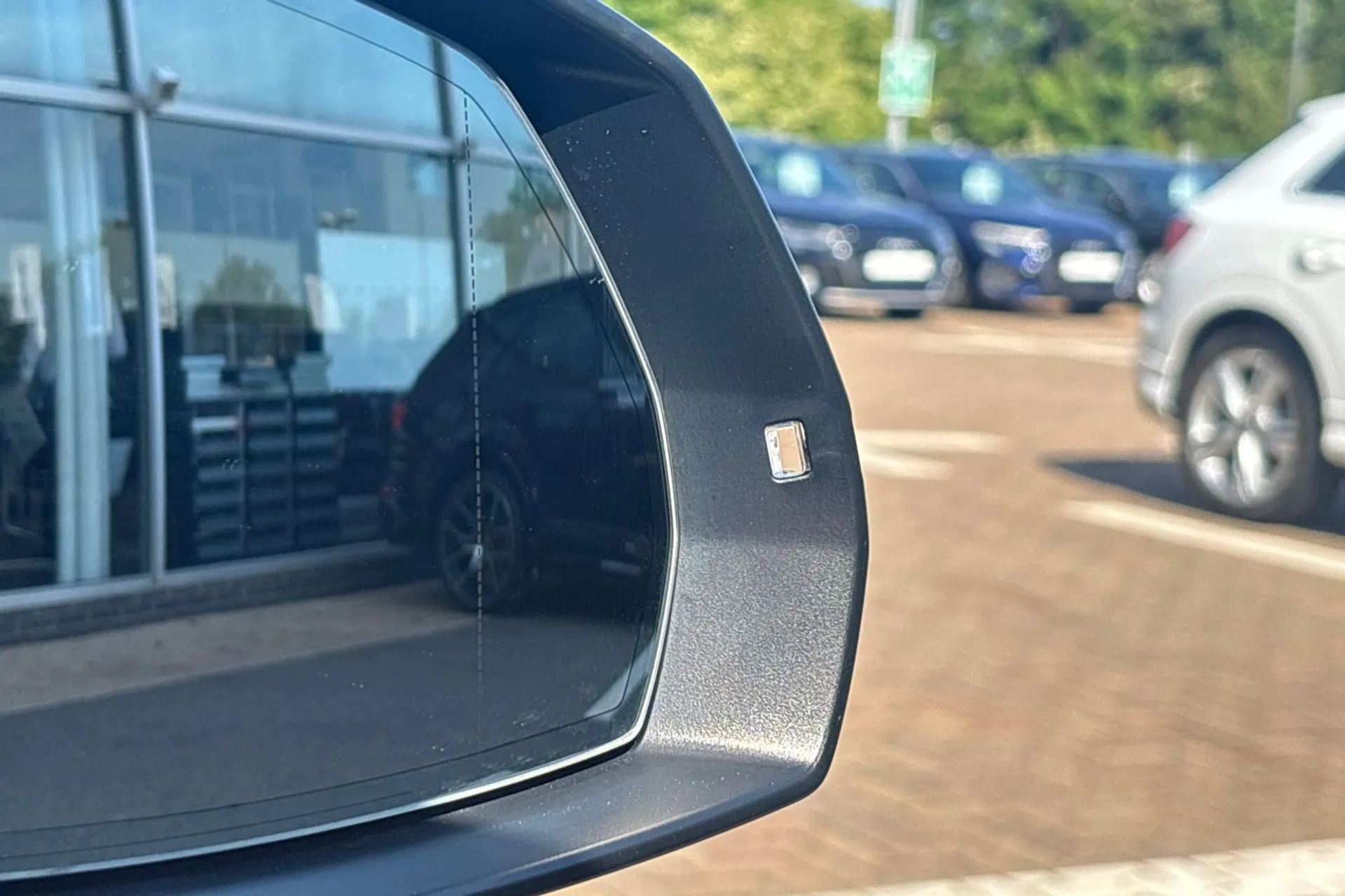 Audi Q5 thumbnail image number 50