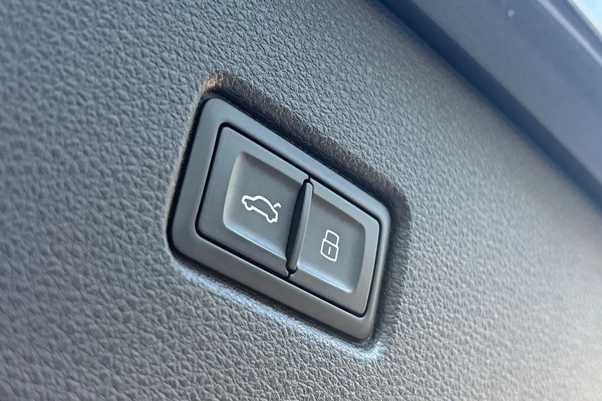 Audi Q5 thumbnail image number 20