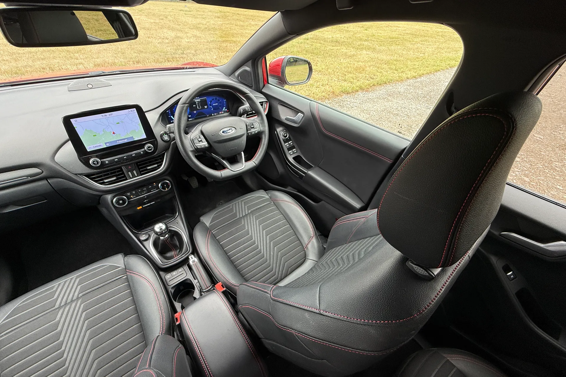 FORD PUMA thumbnail image number 35