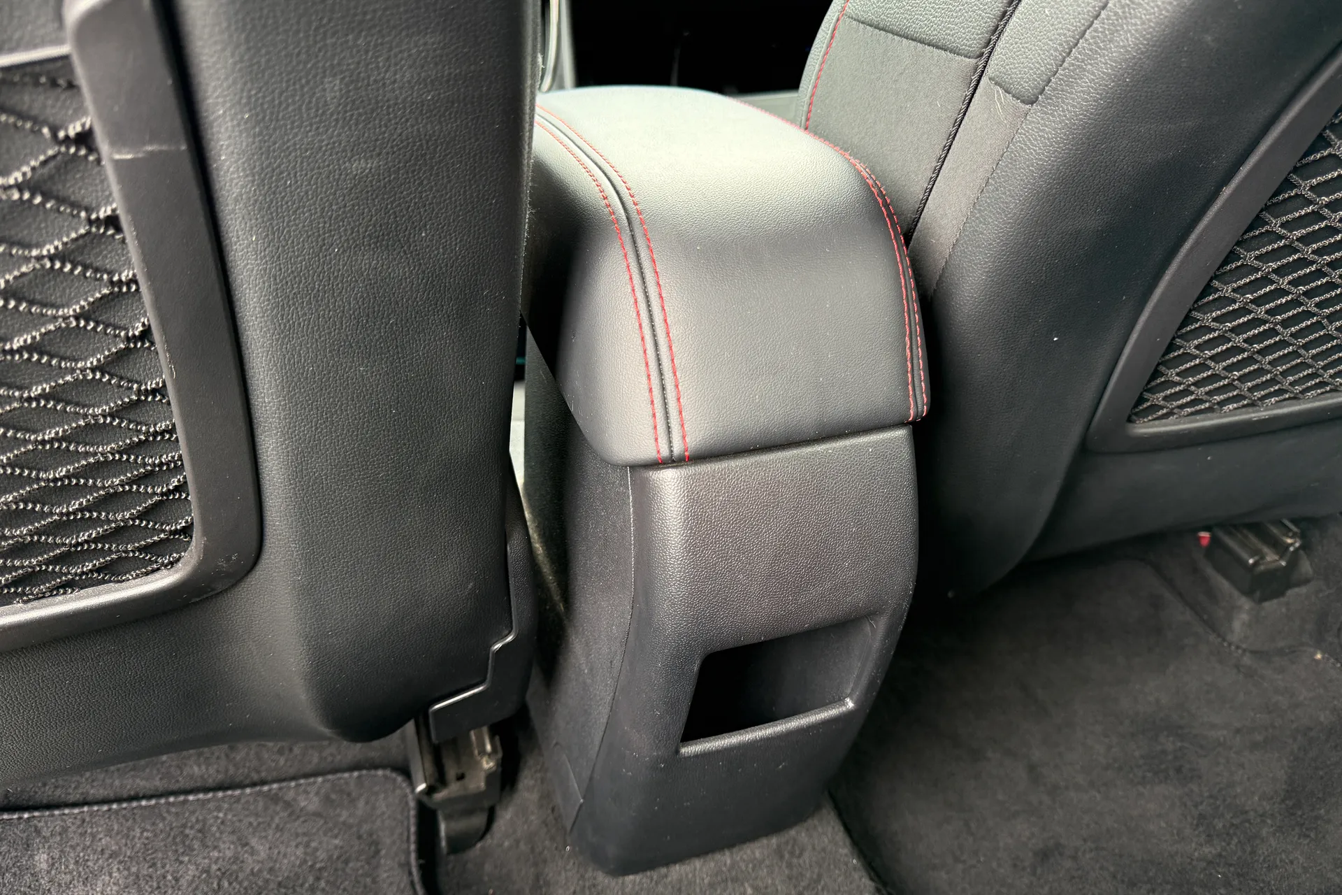 FORD PUMA thumbnail image number 33