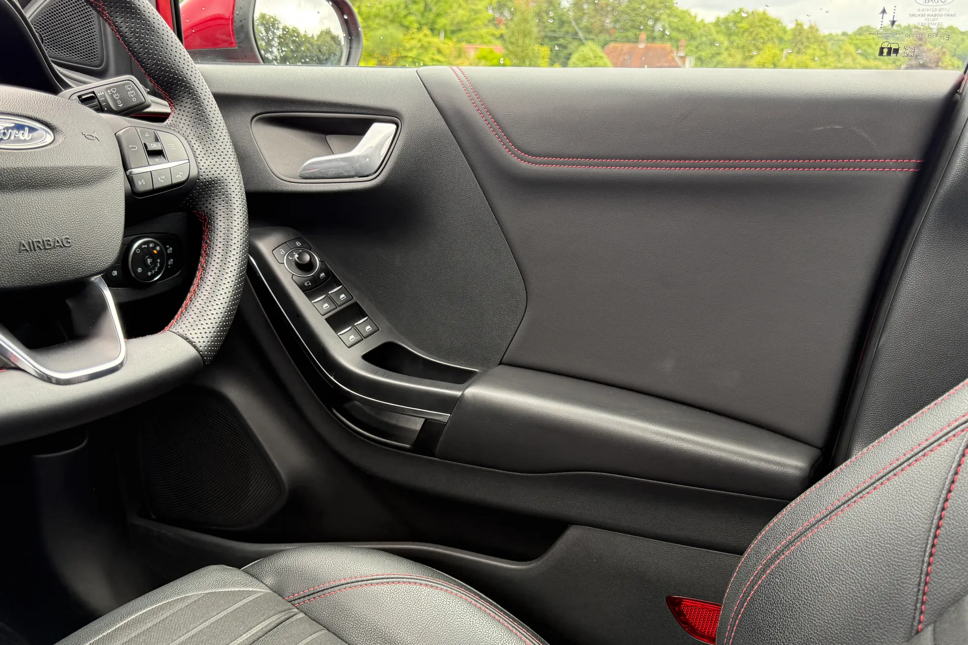 FORD PUMA thumbnail image number 38