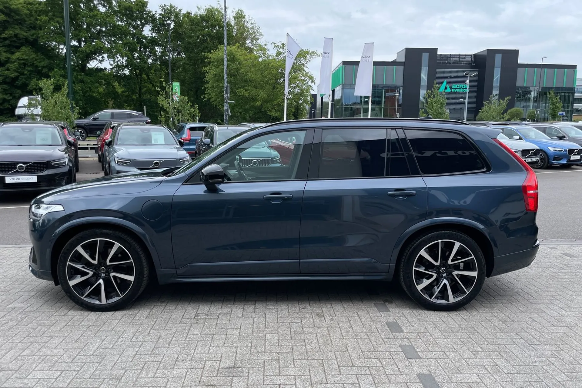 Volvo XC90 thumbnail image number 12