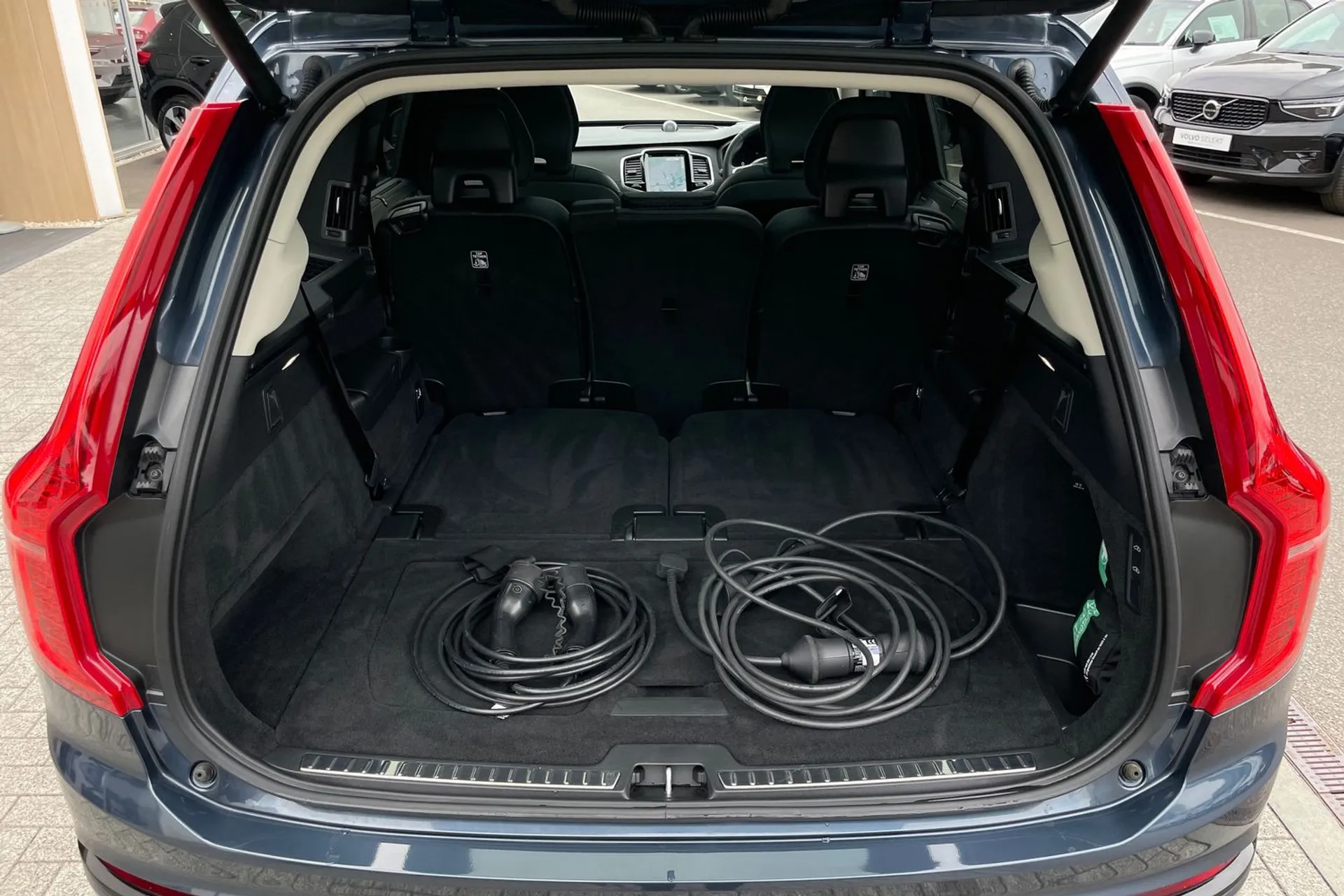 Volvo XC90 thumbnail image number 21