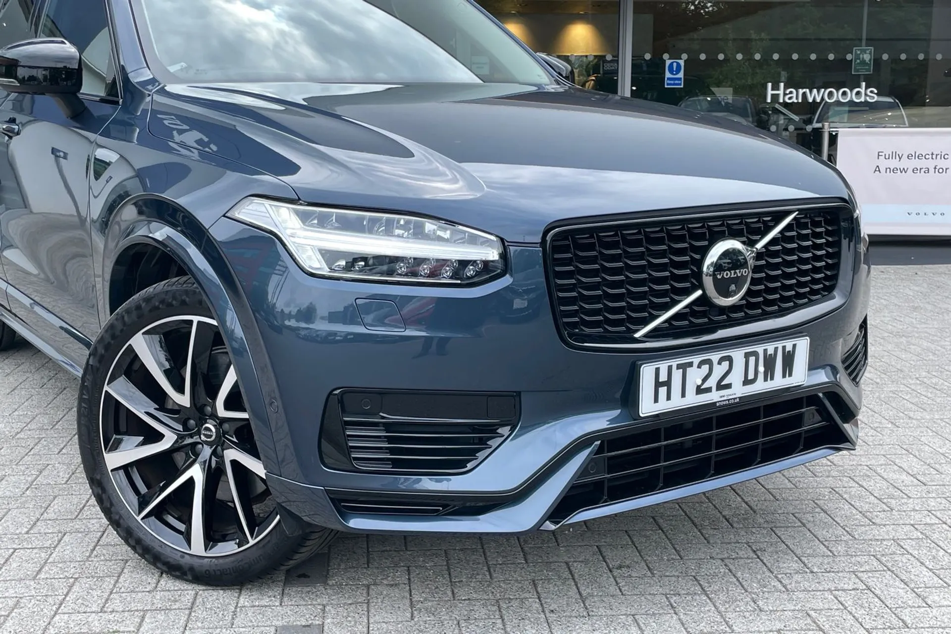 Volvo XC90 thumbnail image number 8
