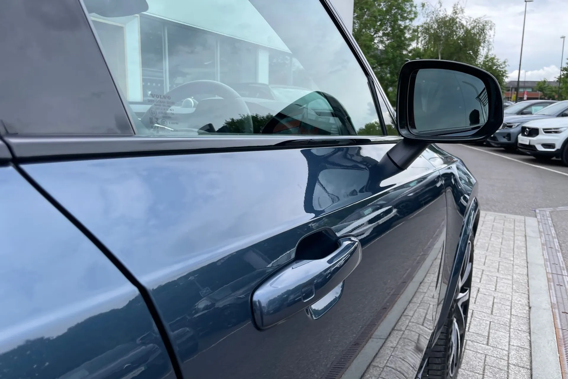 Volvo XC90 thumbnail image number 18