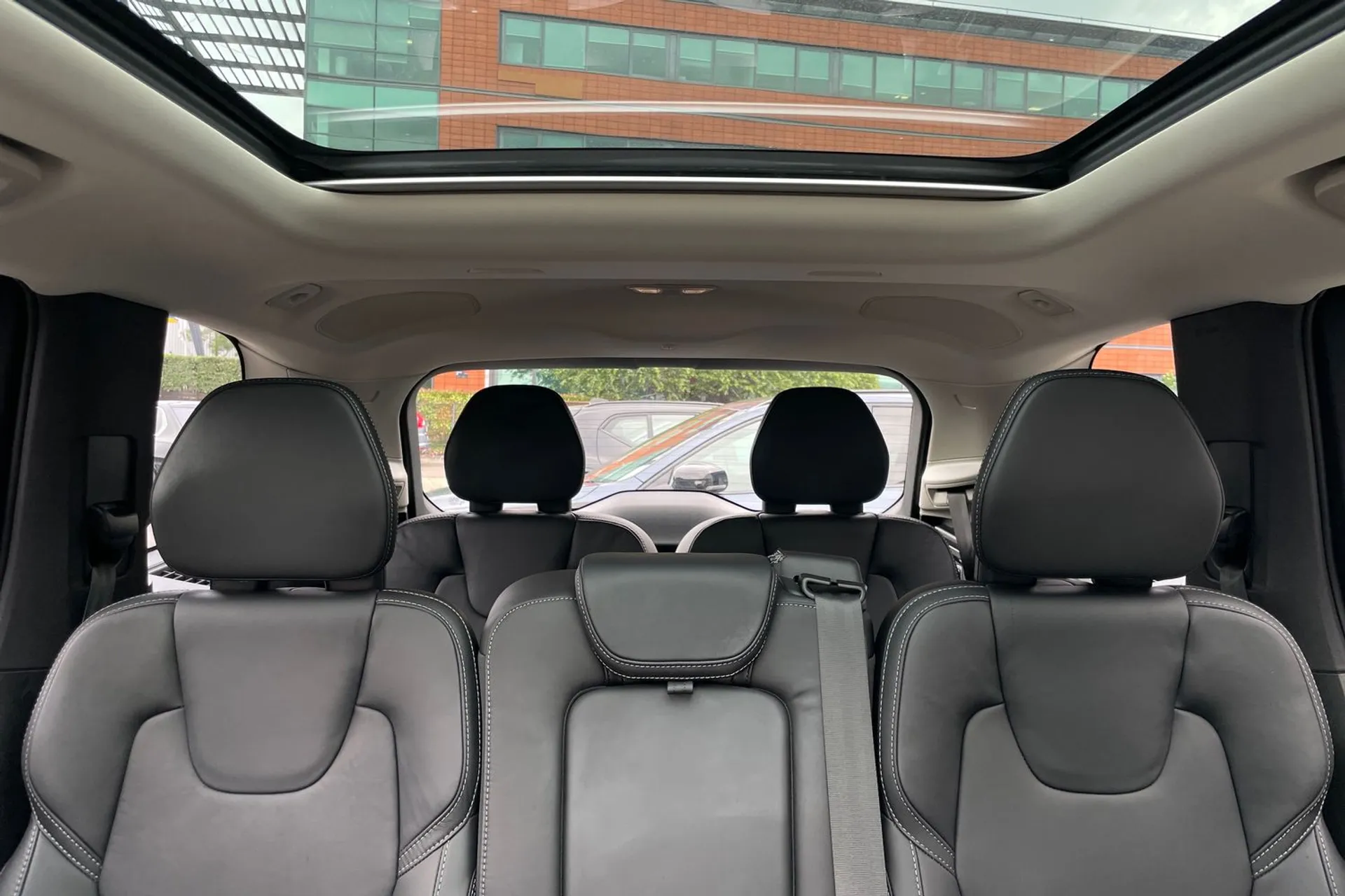 Volvo XC90 thumbnail image number 7
