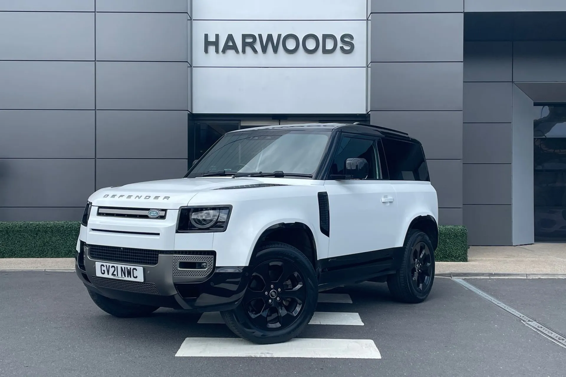 LAND ROVER DEFENDER thumbnail image number 13
