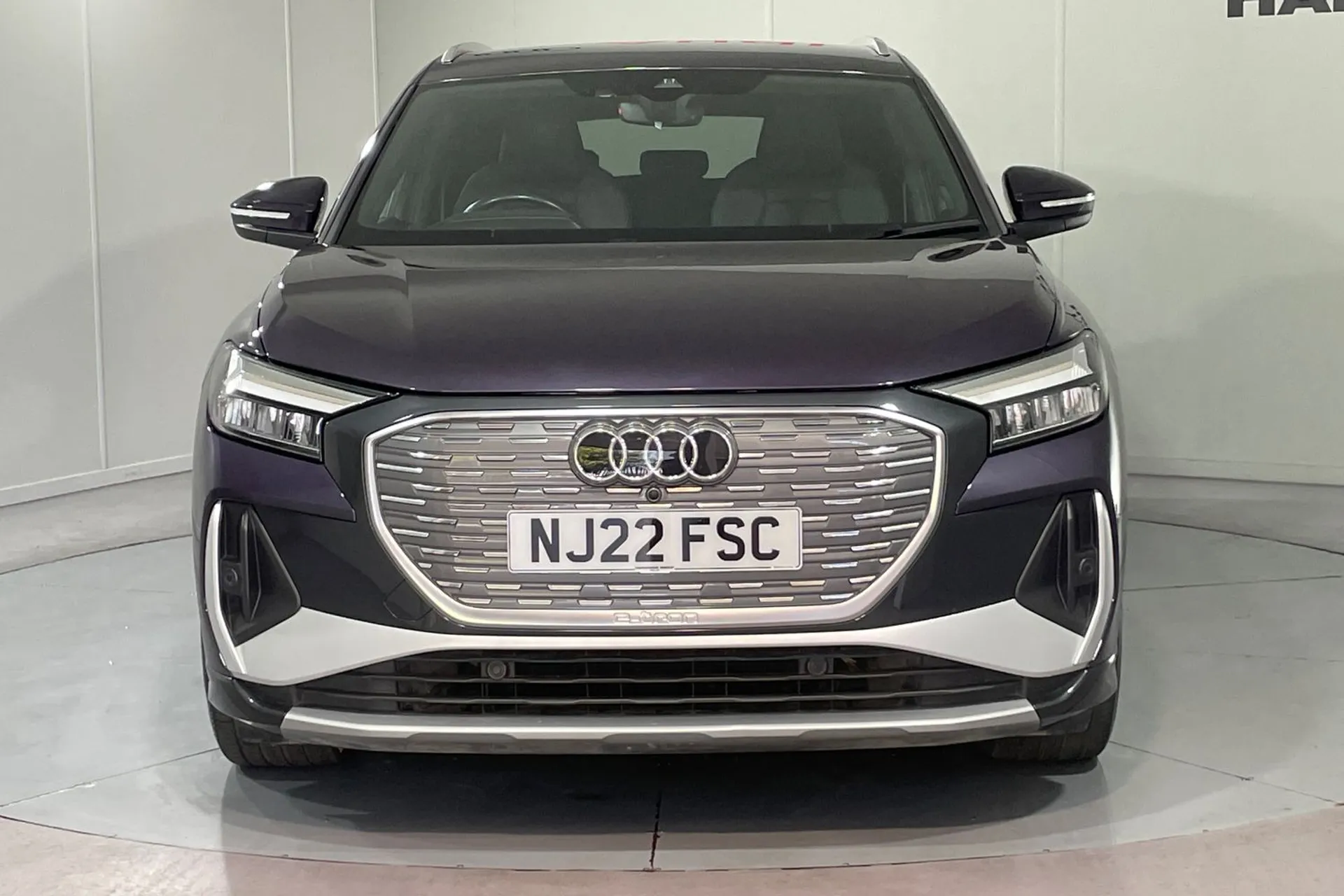 Audi Q4 thumbnail image number 6