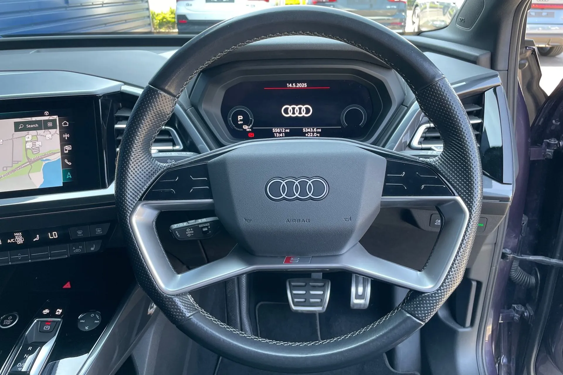 Audi Q4 thumbnail image number 37