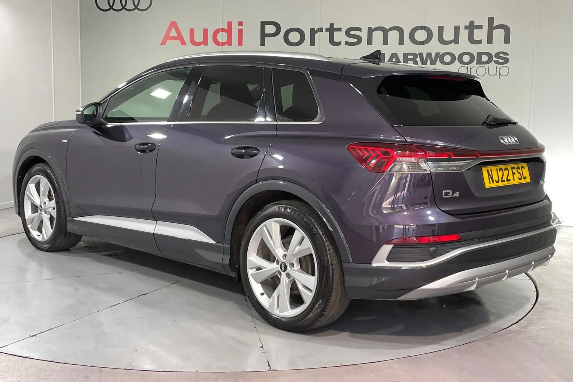 Audi Q4 thumbnail image number 7