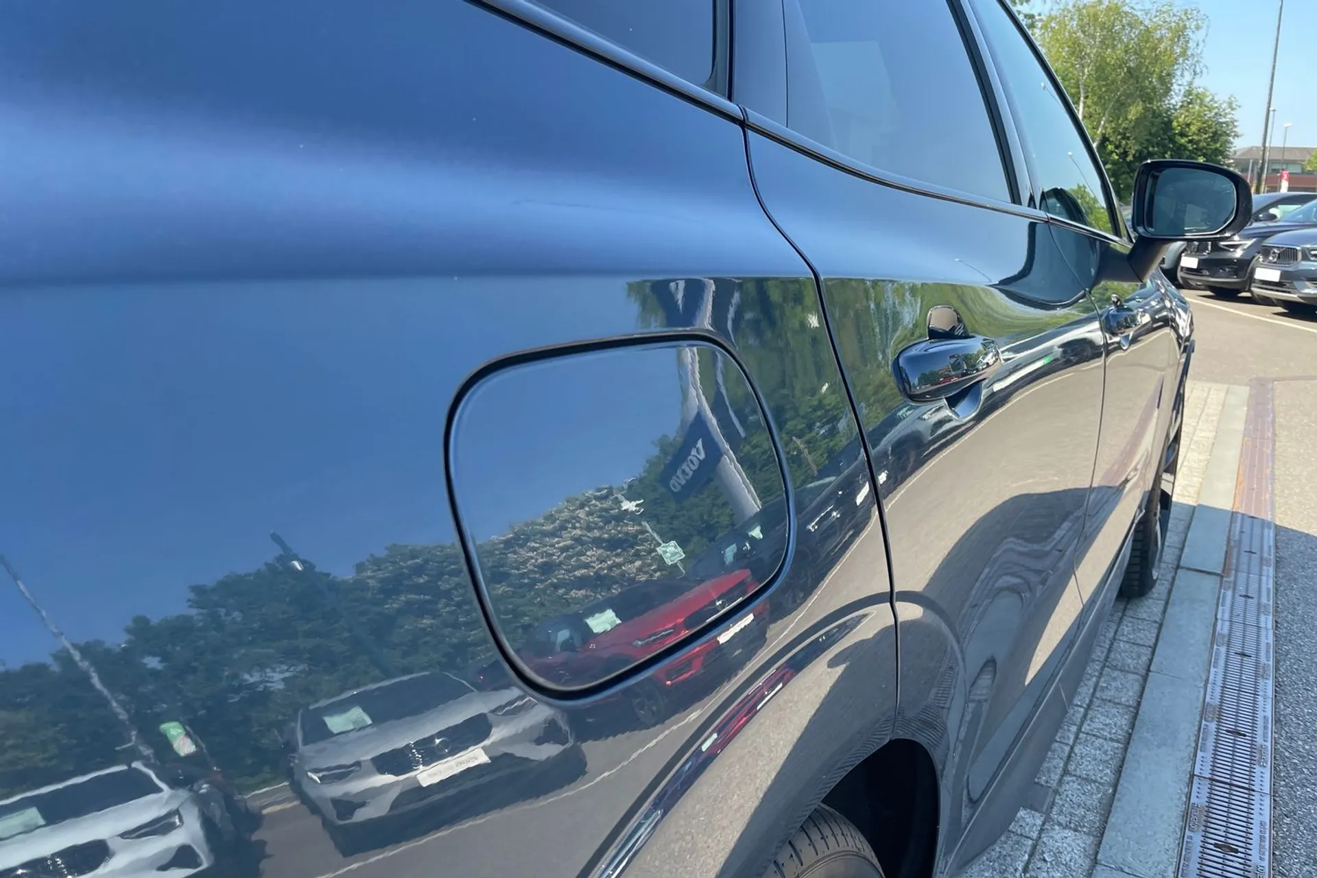 Volvo XC60 thumbnail image number 18