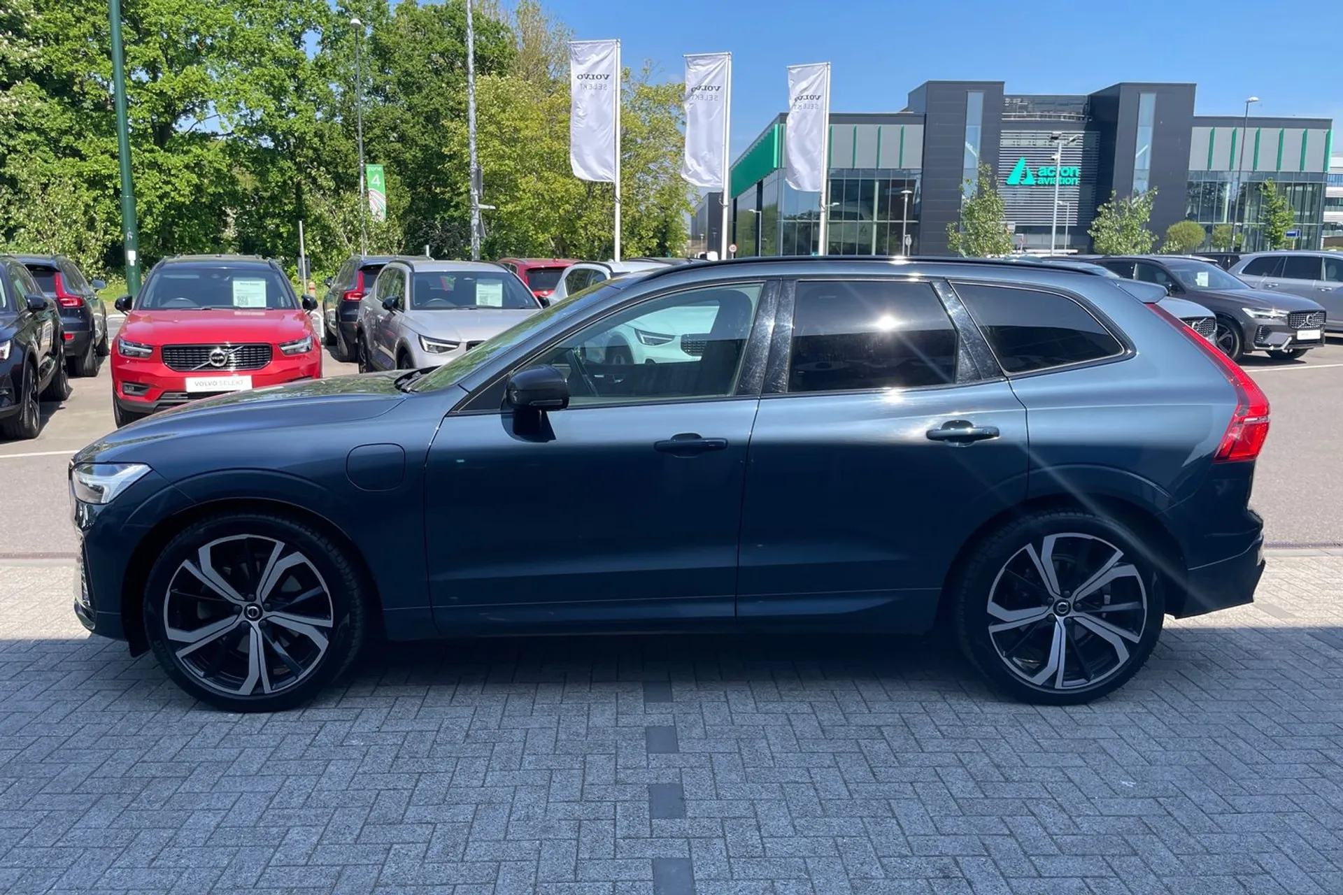 Volvo XC60 thumbnail image number 10