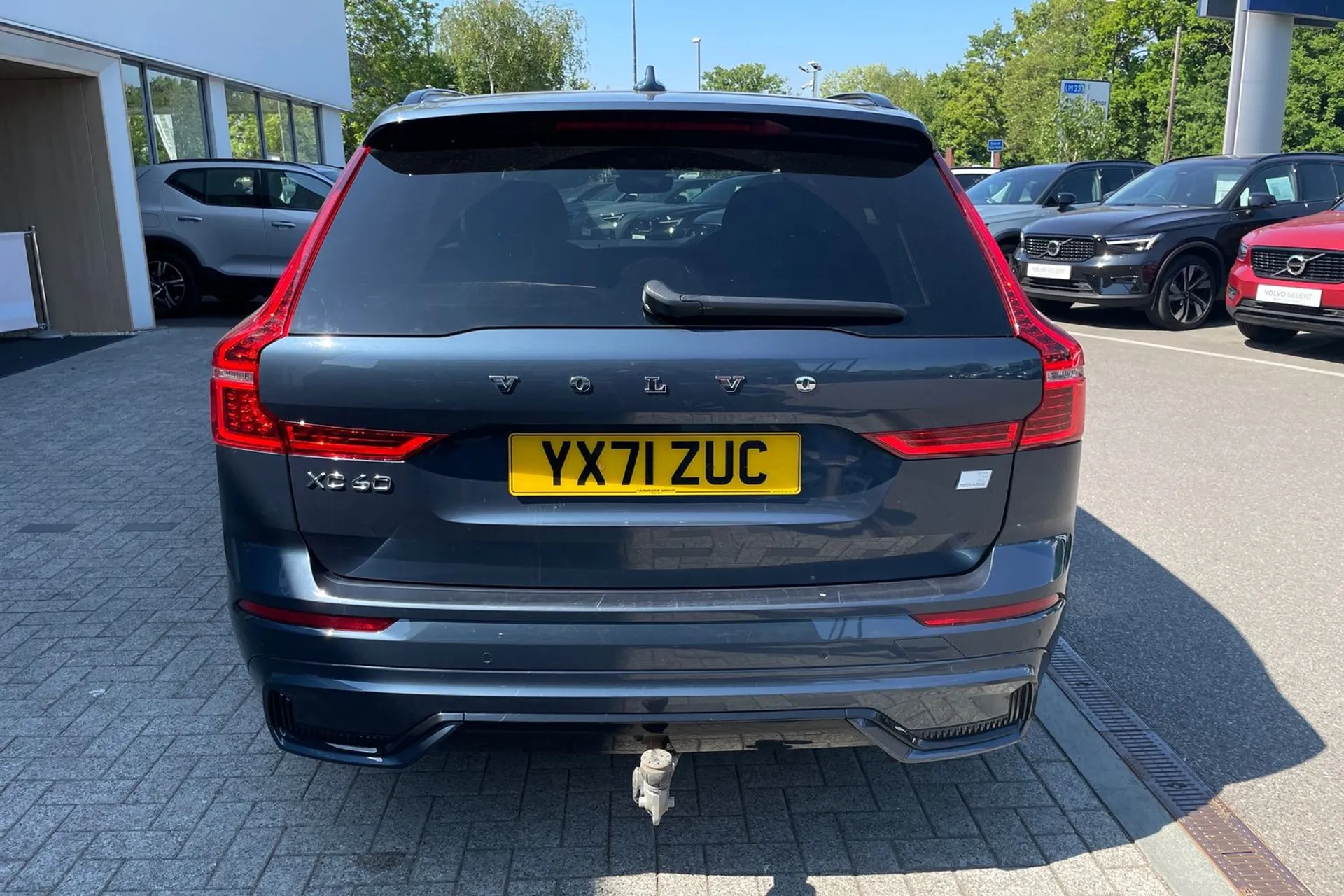 Volvo XC60 thumbnail image number 8