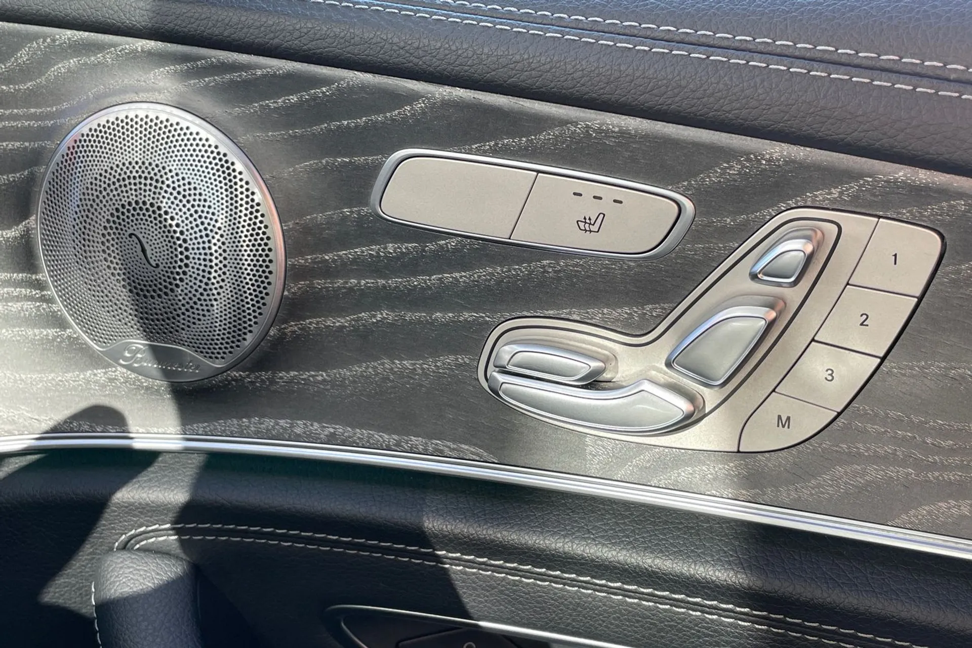 MERCEDES-BENZ E CLASS thumbnail image number 42
