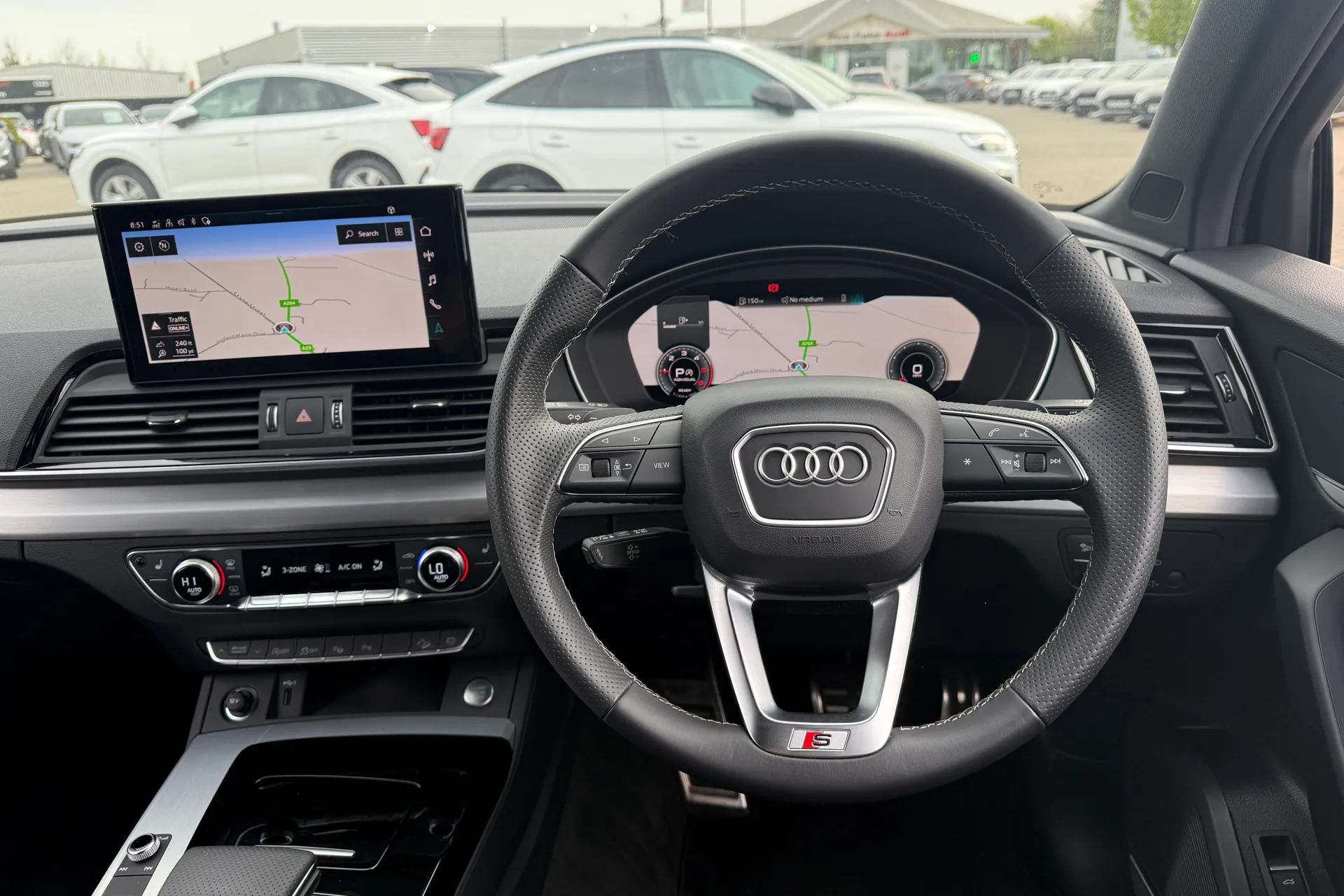 Audi Q5 thumbnail image number 6