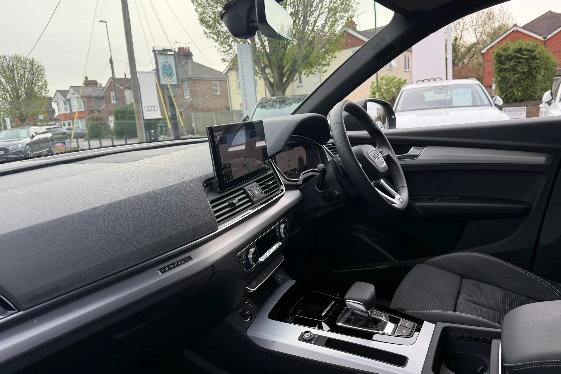 Audi Q5 thumbnail image number 30