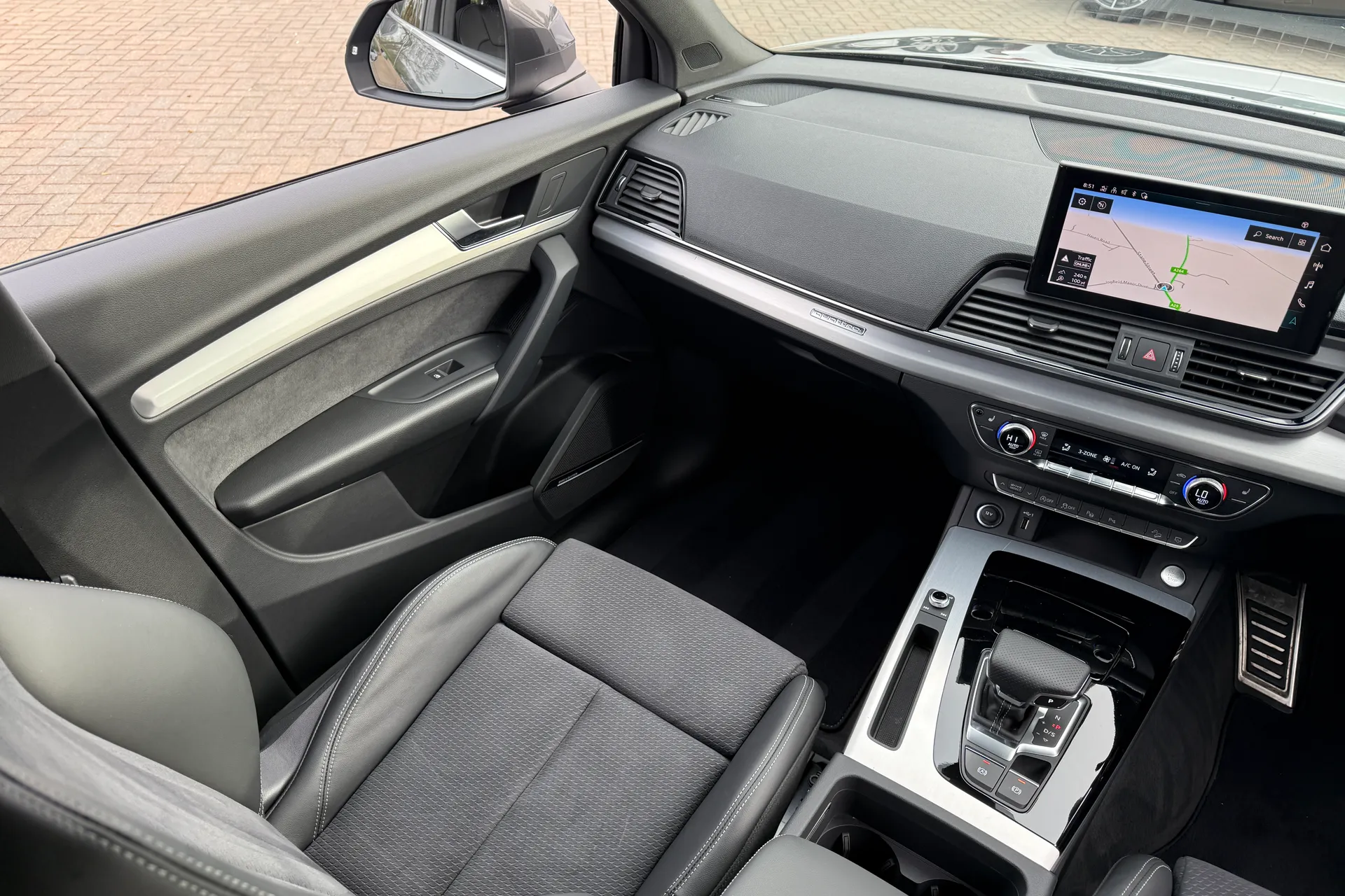 Audi Q5 thumbnail image number 40