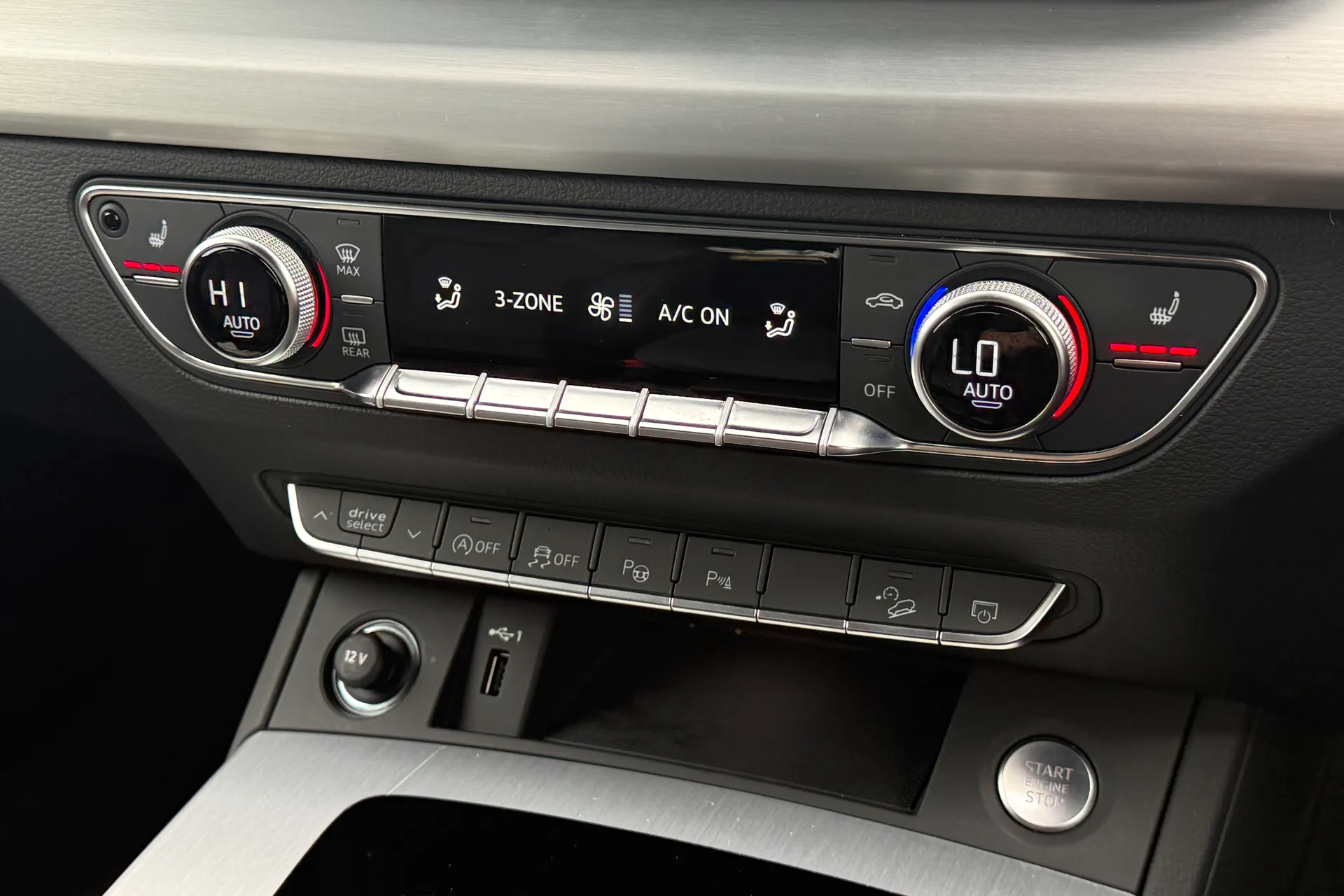 Audi Q5 thumbnail image number 15