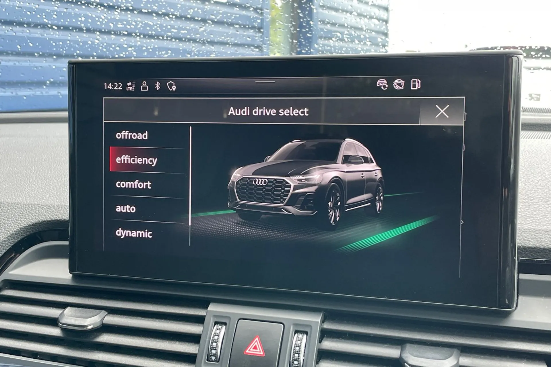 Audi Q5 thumbnail image number 31