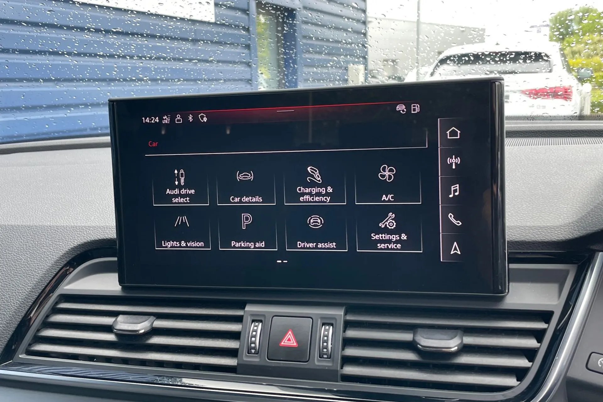 Audi Q5 thumbnail image number 35