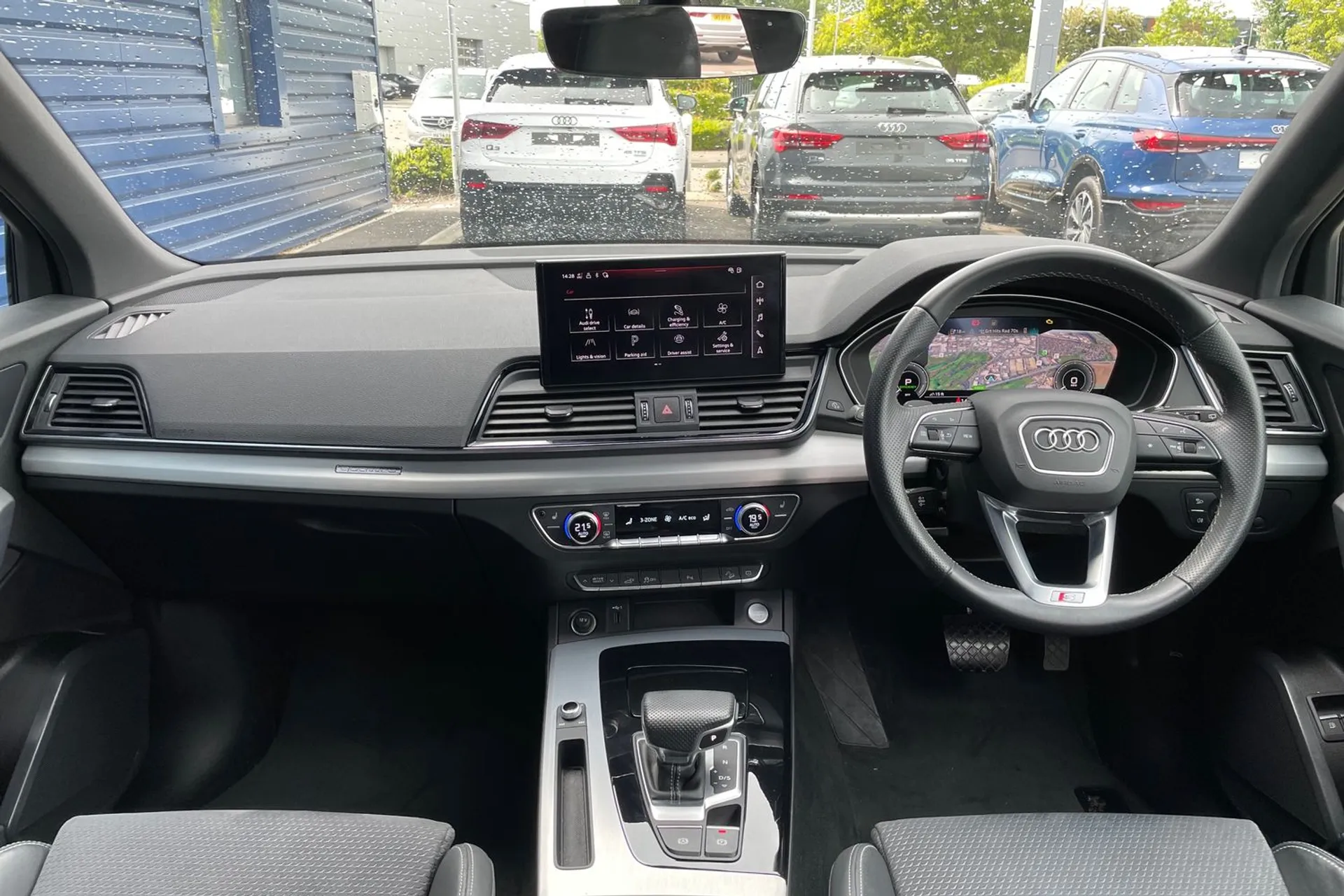 Audi Q5 thumbnail image number 3
