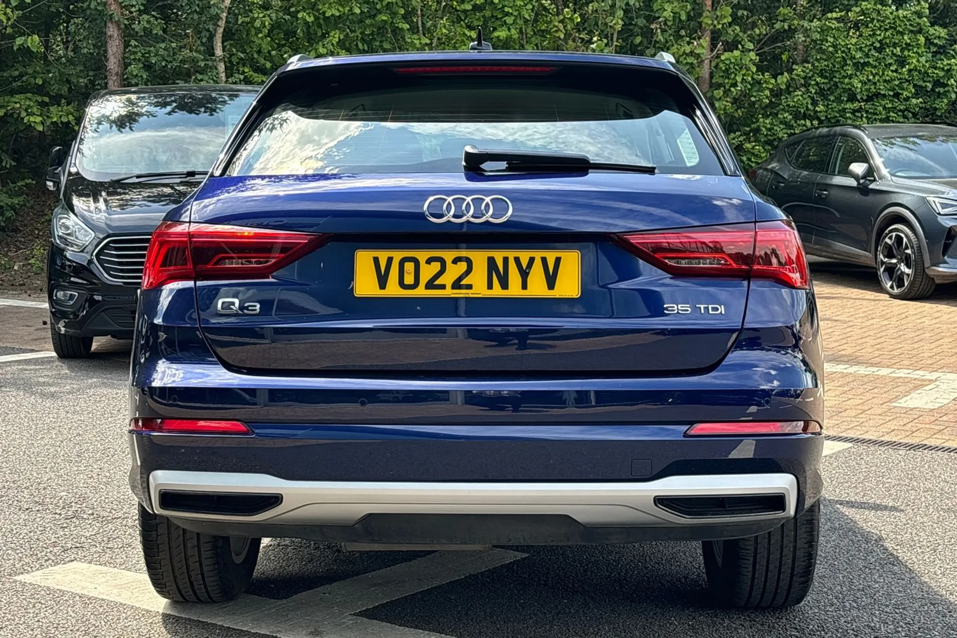 Audi Q3 thumbnail image number 7