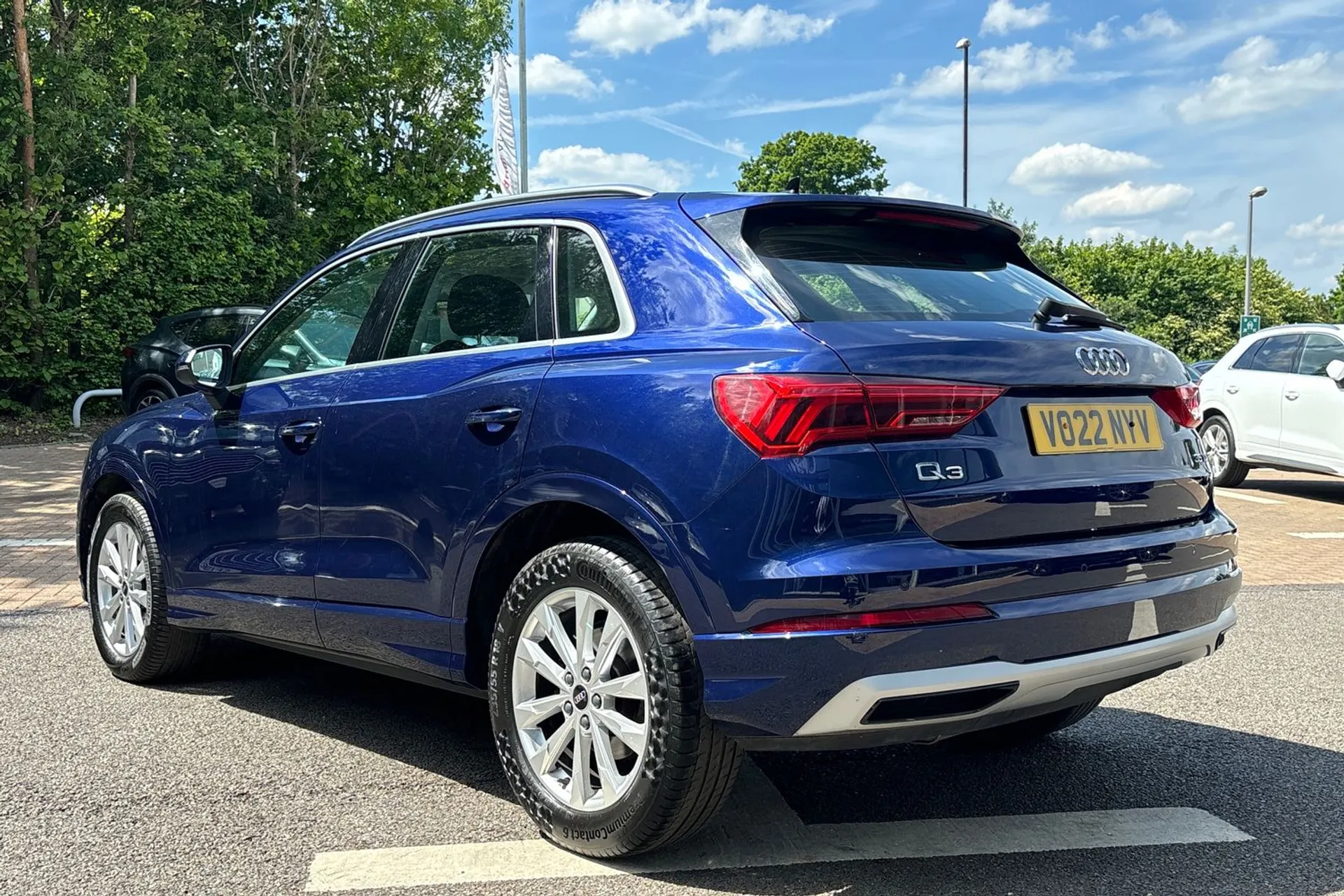 Audi Q3 thumbnail image number 8
