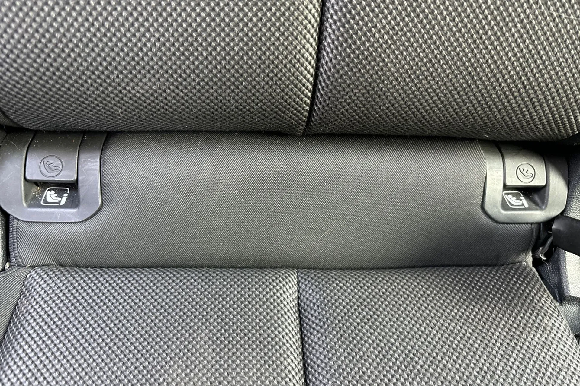 Audi Q3 thumbnail image number 23
