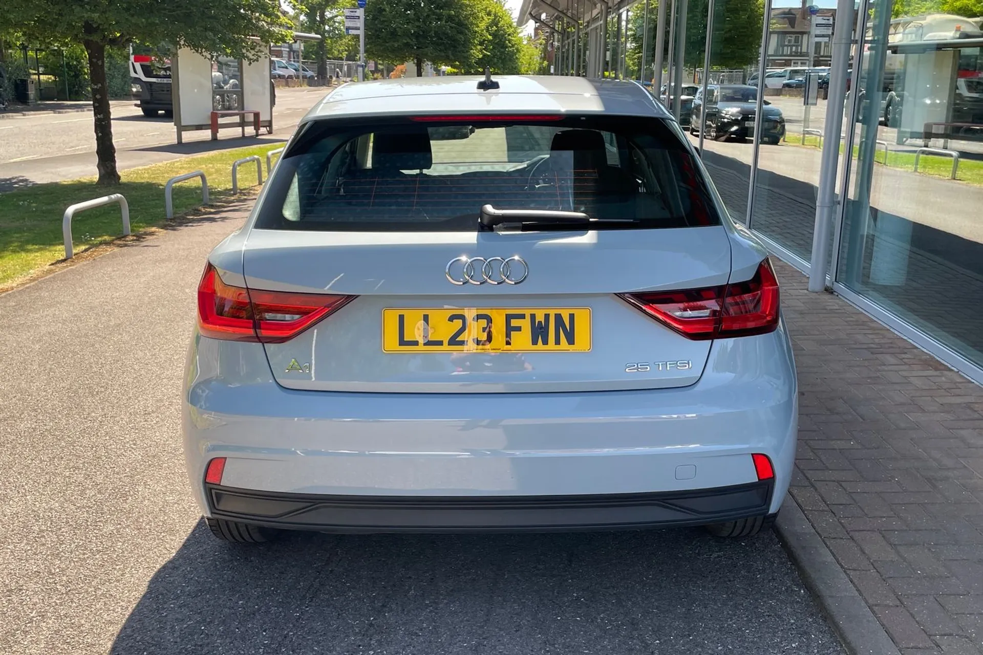 Audi A1 thumbnail image number 6