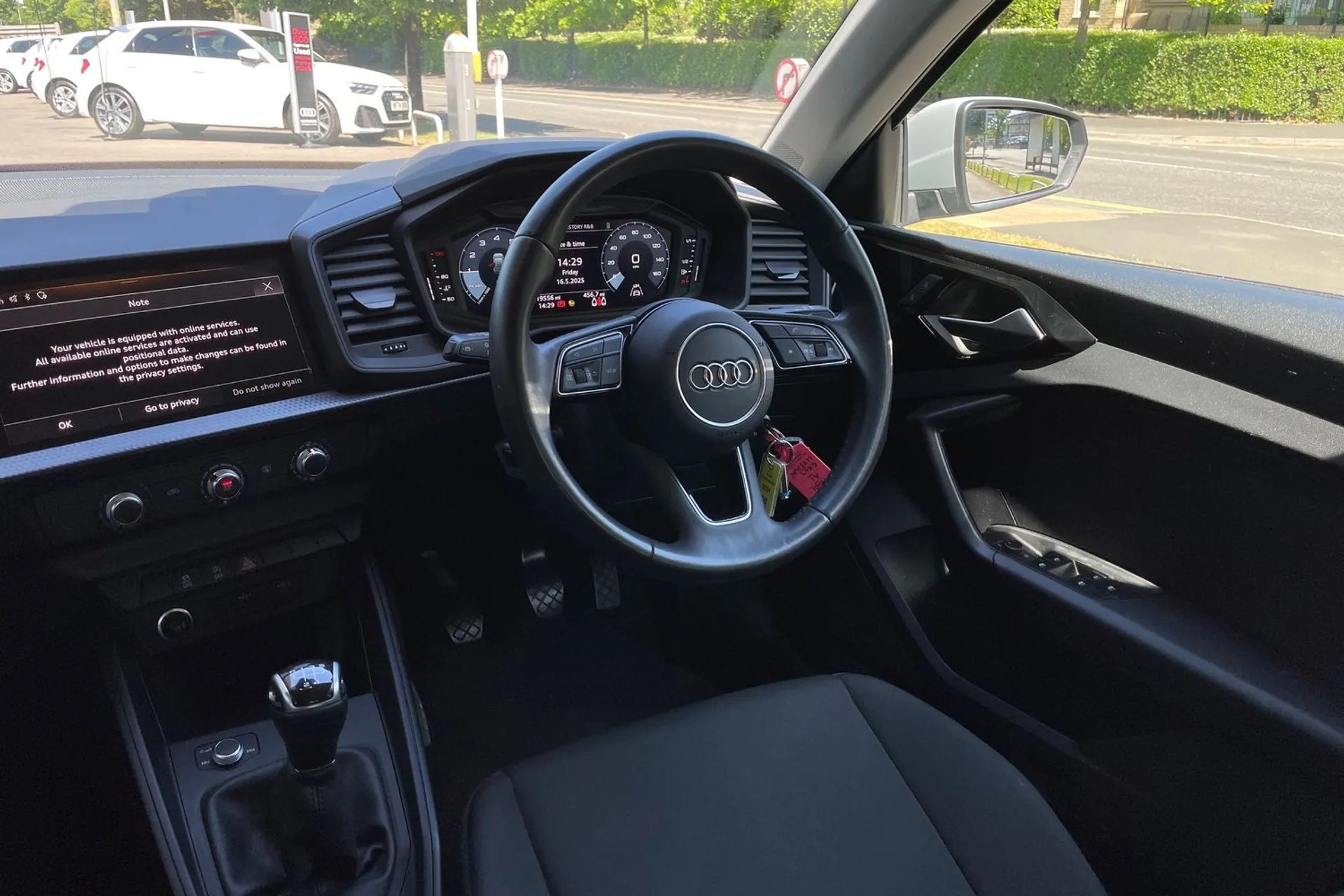 Audi A1 thumbnail image number 32